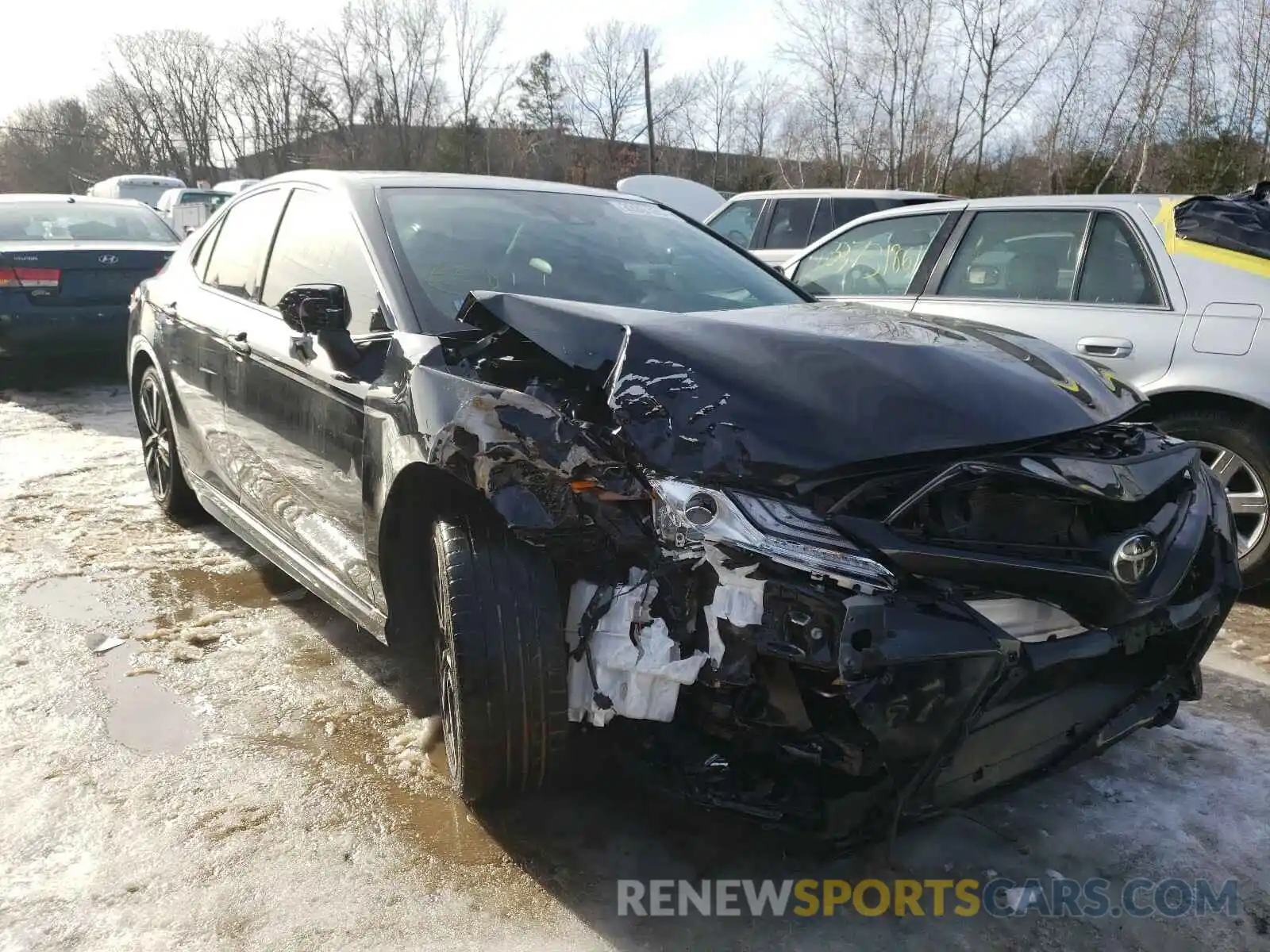 1 Photograph of a damaged car 4T1B61HK3KU250715 TOYOTA CAMRY 2019