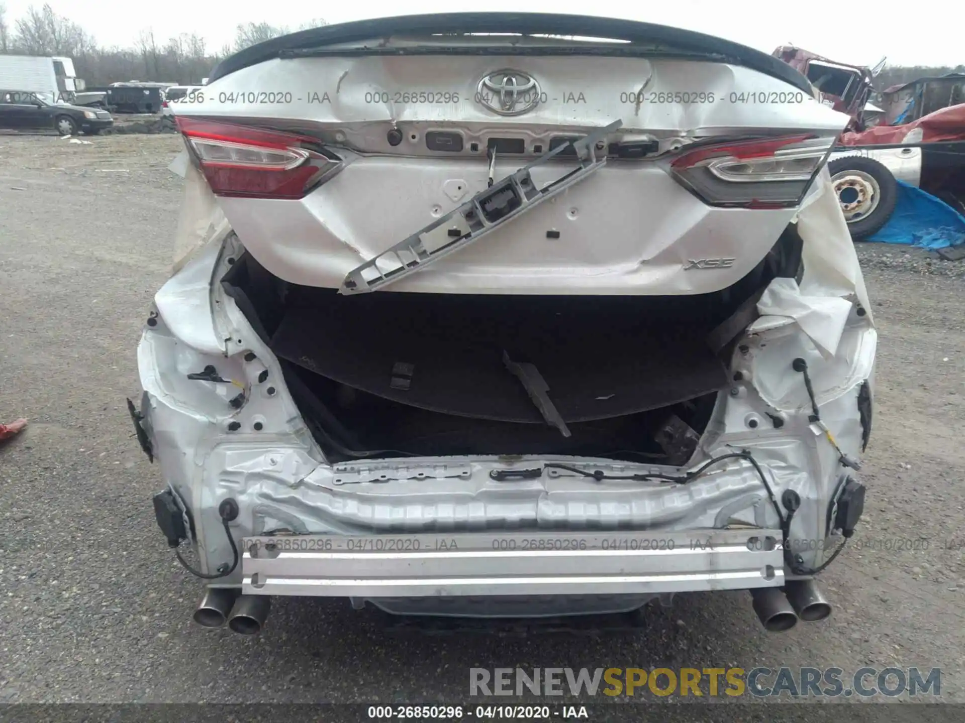 6 Photograph of a damaged car 4T1B61HK3KU255736 TOYOTA CAMRY 2019