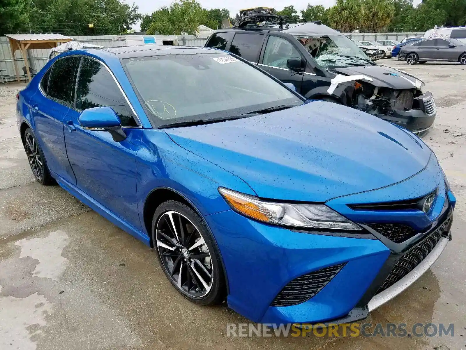 1 Photograph of a damaged car 4T1B61HK3KU256210 TOYOTA CAMRY 2019