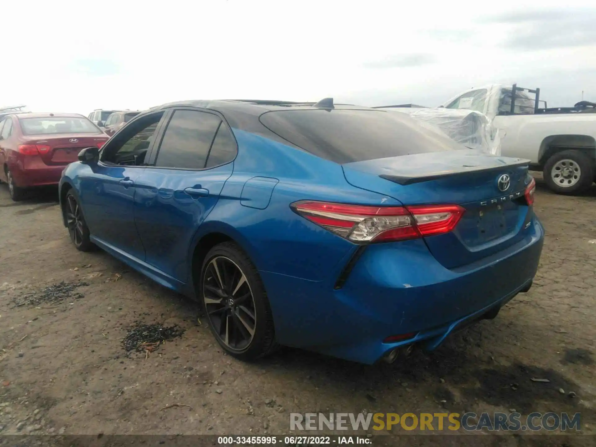 3 Photograph of a damaged car 4T1B61HK3KU268647 TOYOTA CAMRY 2019