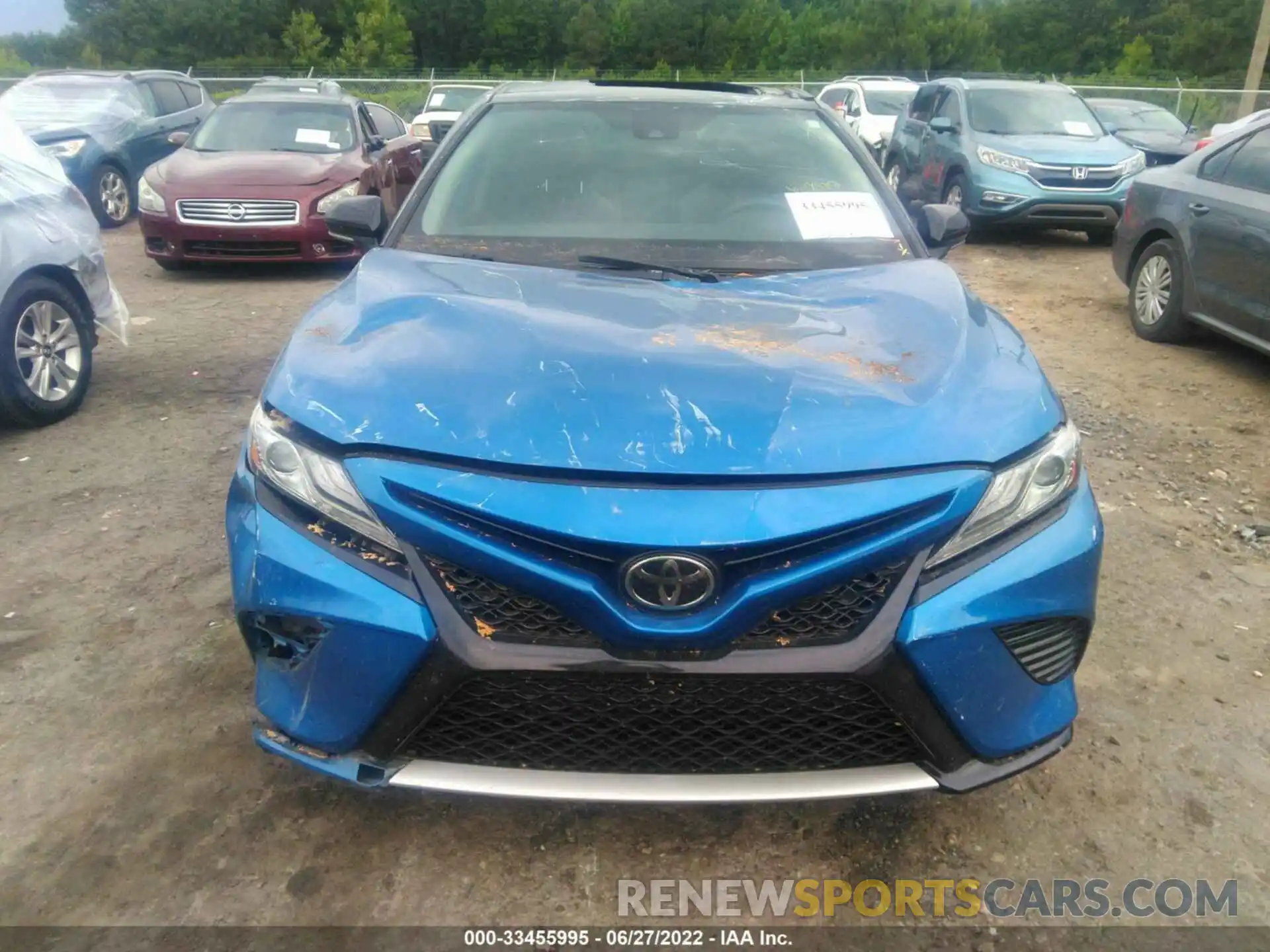 6 Photograph of a damaged car 4T1B61HK3KU268647 TOYOTA CAMRY 2019