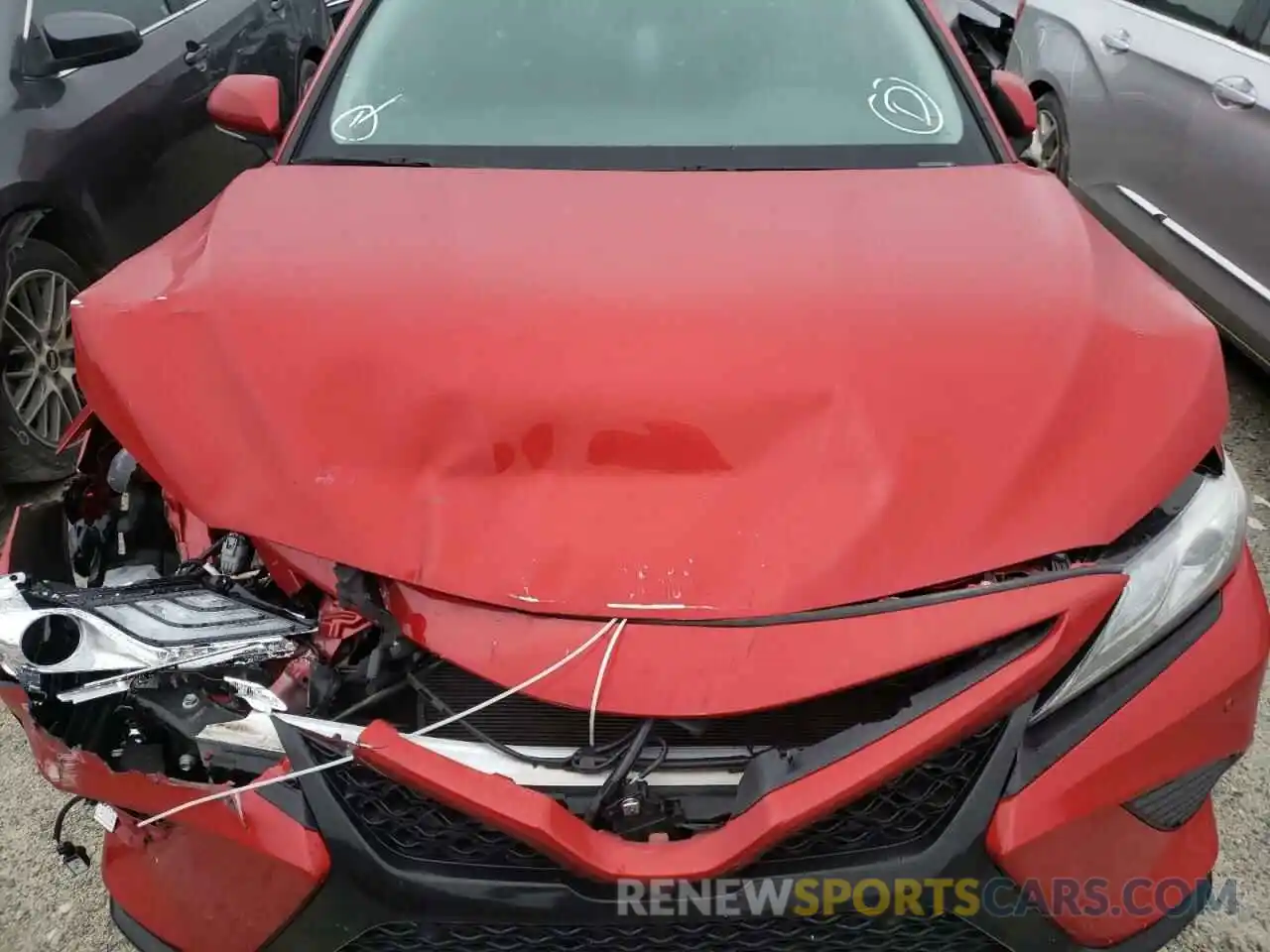 7 Photograph of a damaged car 4T1B61HK3KU275551 TOYOTA CAMRY 2019