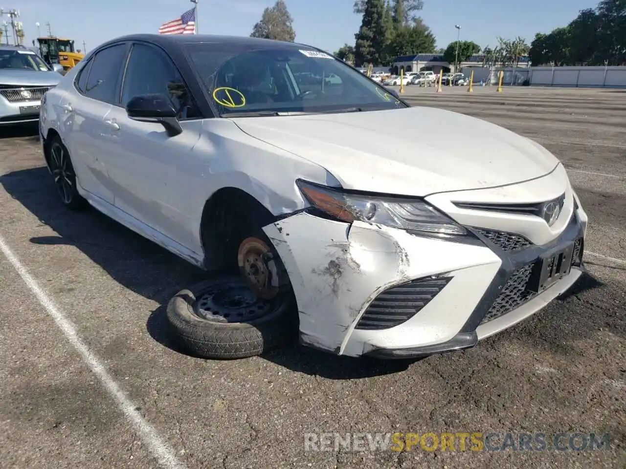 1 Photograph of a damaged car 4T1B61HK3KU284184 TOYOTA CAMRY 2019