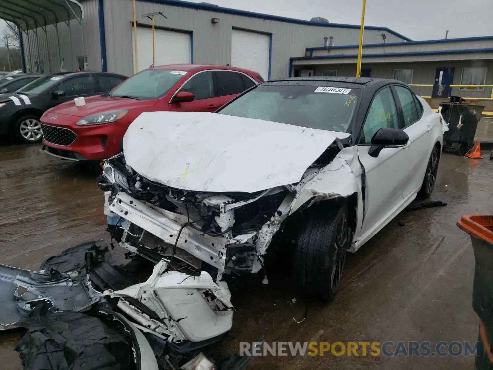 2 Photograph of a damaged car 4T1B61HK3KU286355 TOYOTA CAMRY 2019