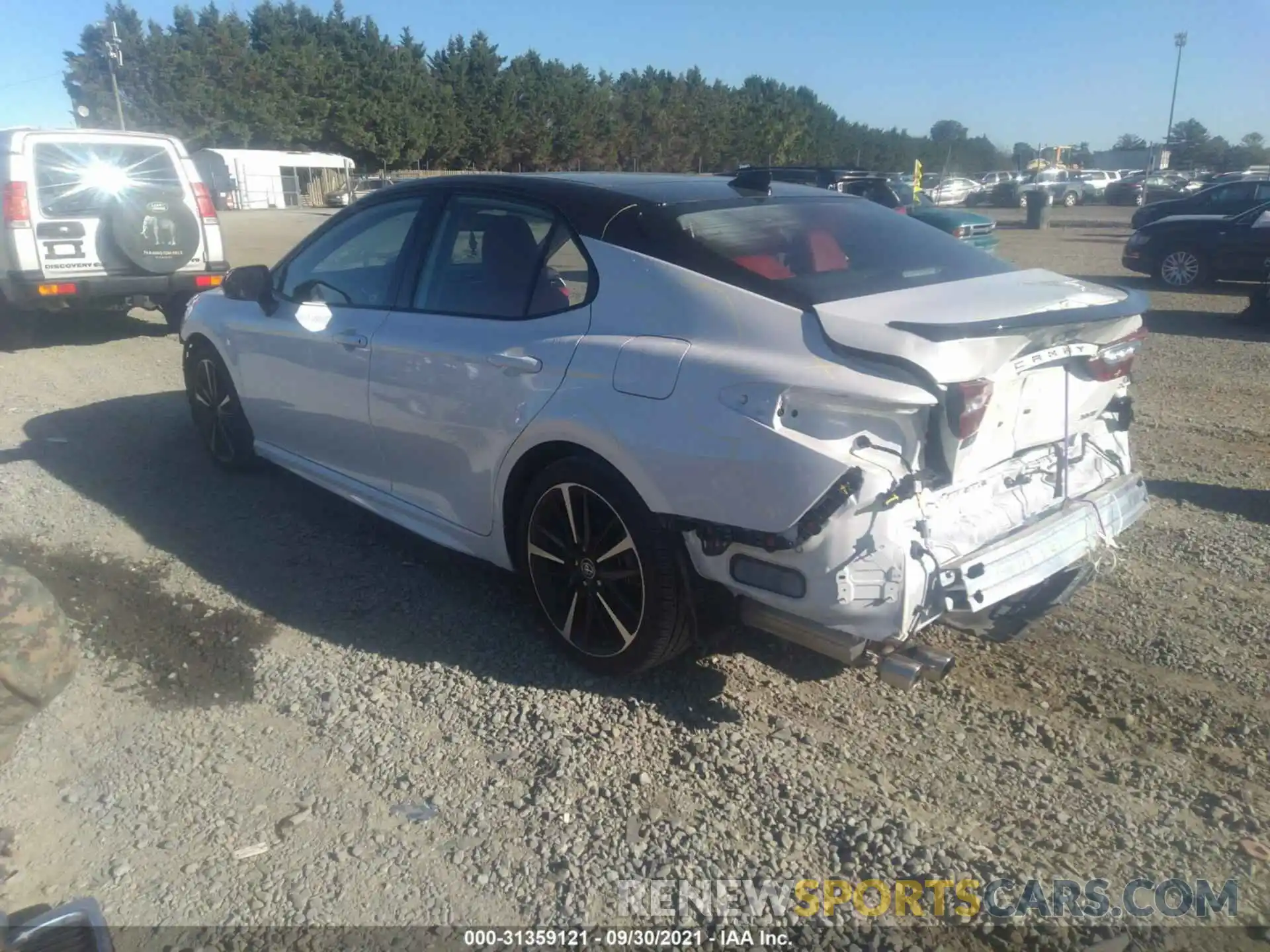 3 Photograph of a damaged car 4T1B61HK3KU287098 TOYOTA CAMRY 2019