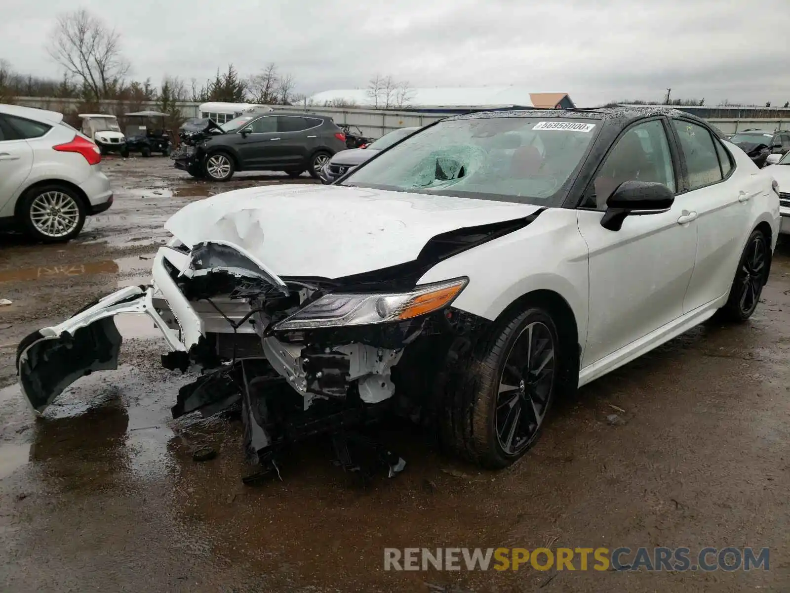 2 Photograph of a damaged car 4T1B61HK3KU299087 TOYOTA CAMRY 2019