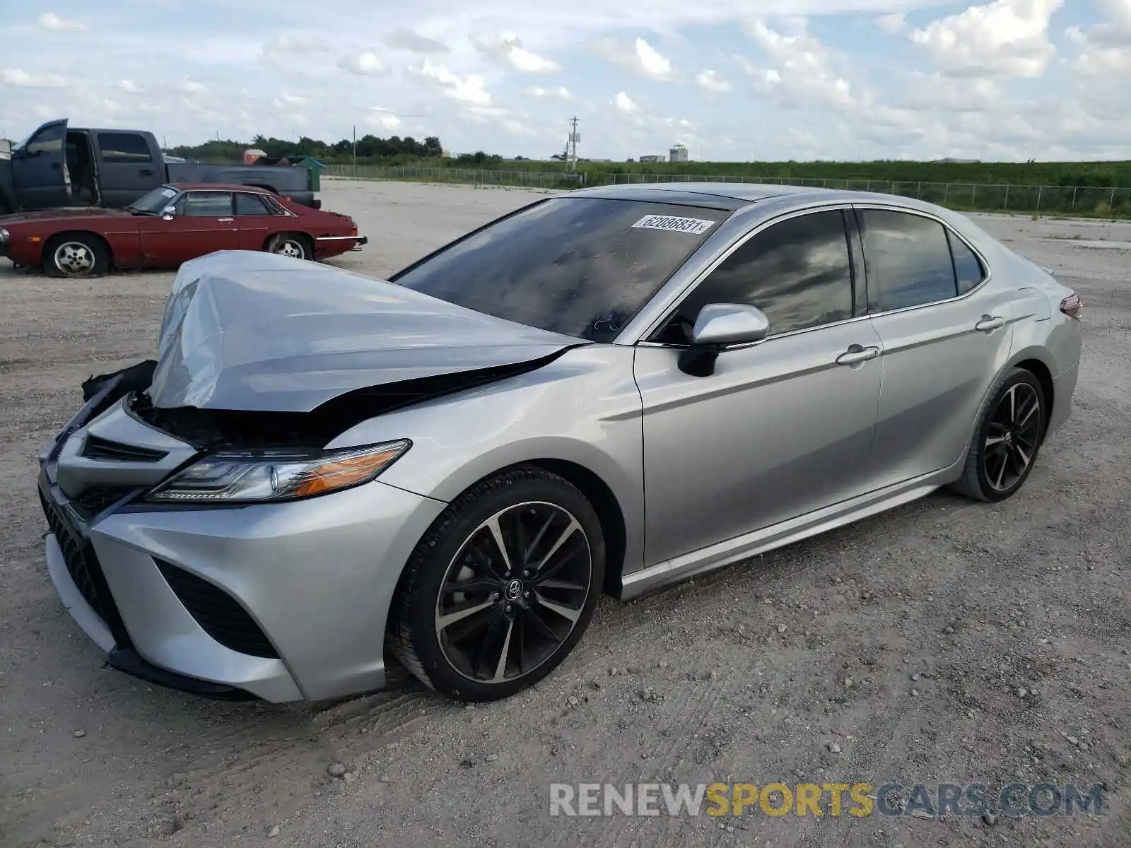 2 Photograph of a damaged car 4T1B61HK3KU692443 TOYOTA CAMRY 2019