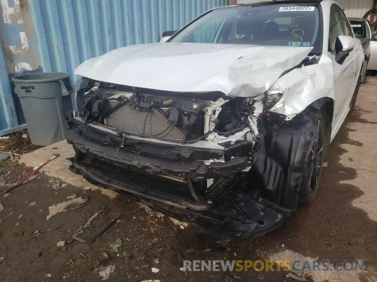 9 Photograph of a damaged car 4T1B61HK3KU695584 TOYOTA CAMRY 2019