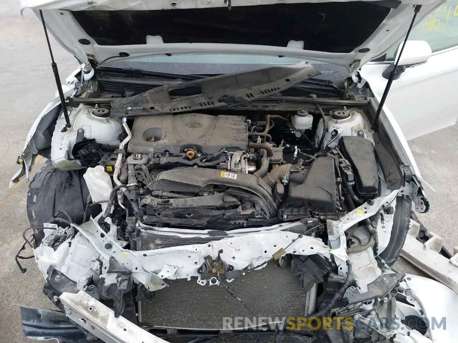 7 Photograph of a damaged car 4T1B61HK3KU731144 TOYOTA CAMRY 2019