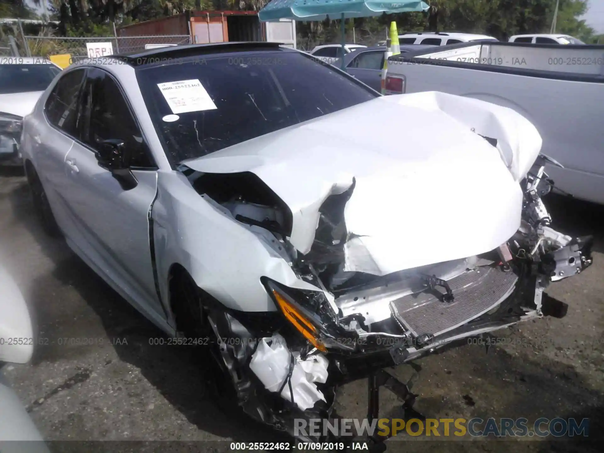 1 Photograph of a damaged car 4T1B61HK3KU731919 TOYOTA CAMRY 2019