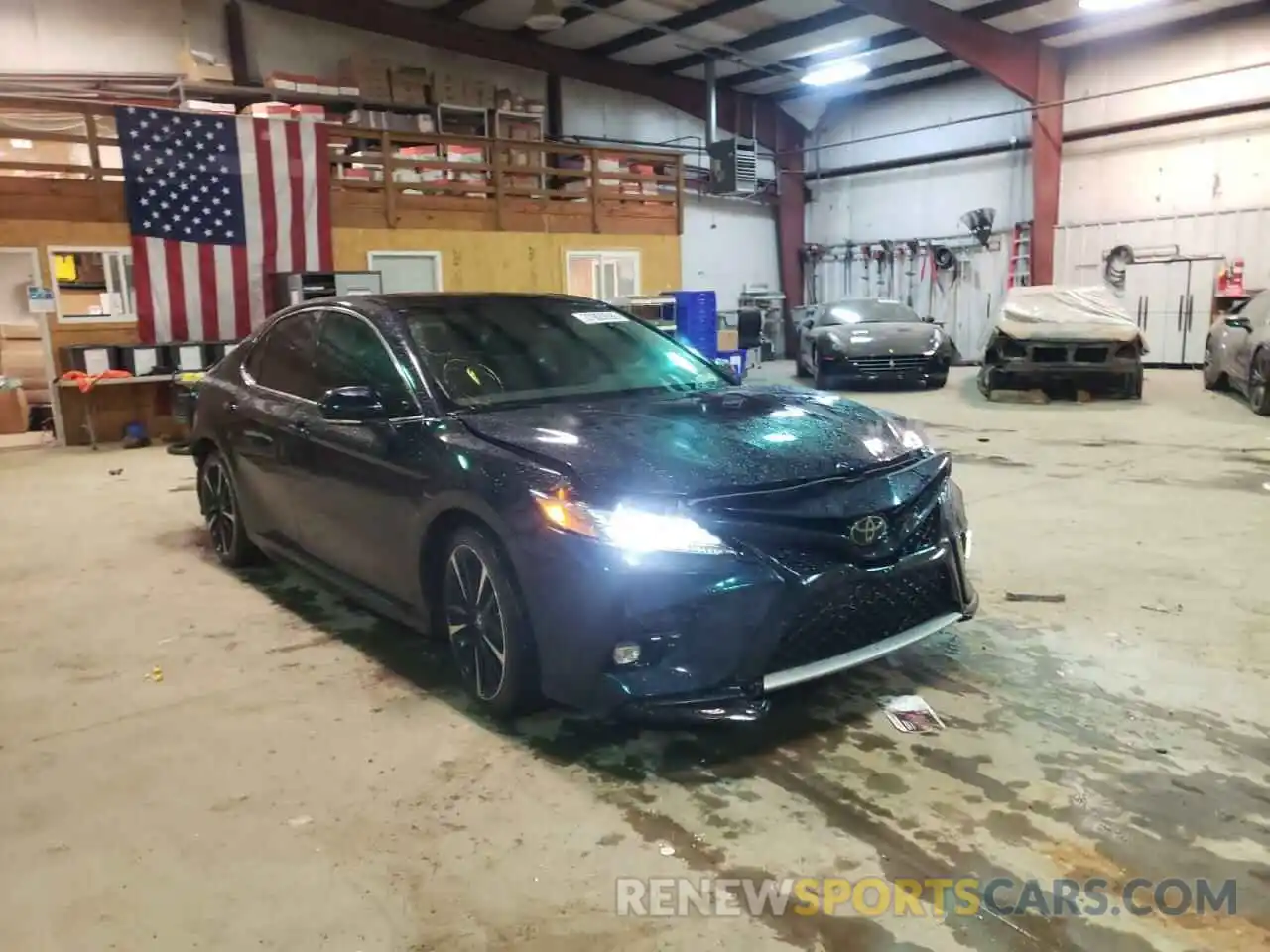 1 Photograph of a damaged car 4T1B61HK3KU744265 TOYOTA CAMRY 2019