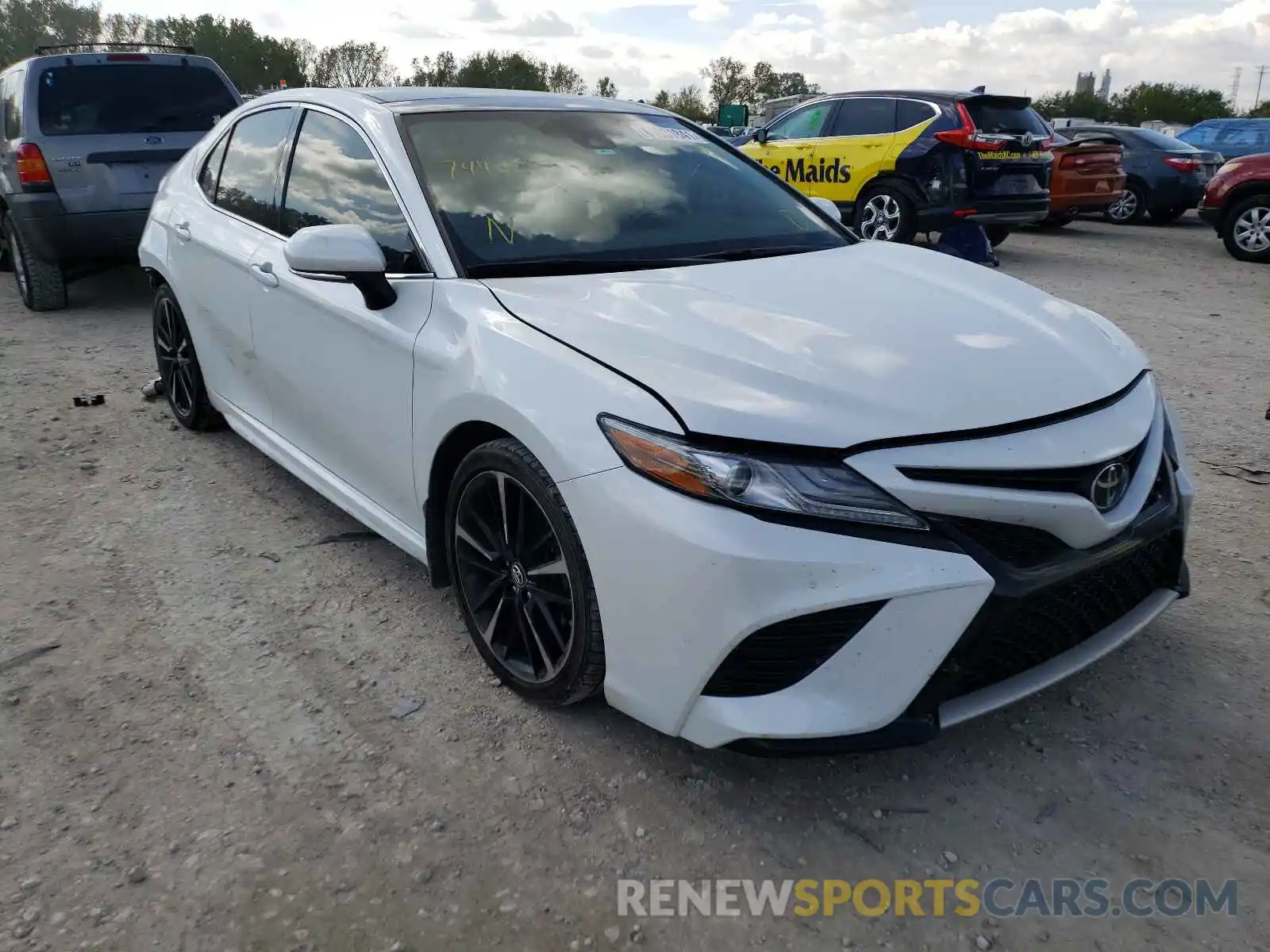 1 Photograph of a damaged car 4T1B61HK3KU744315 TOYOTA CAMRY 2019