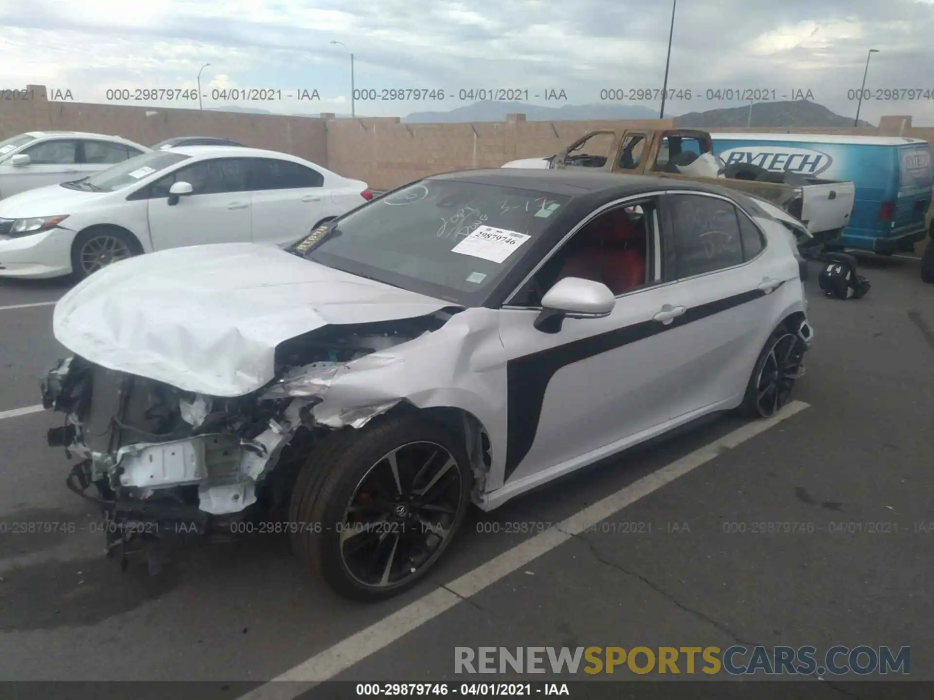 2 Photograph of a damaged car 4T1B61HK3KU746016 TOYOTA CAMRY 2019