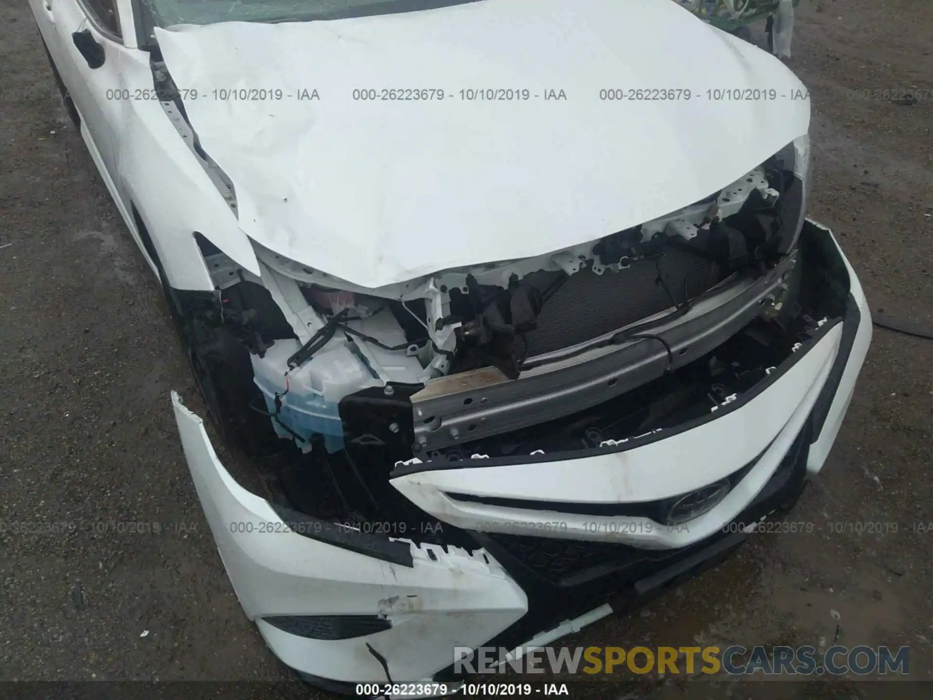 6 Photograph of a damaged car 4T1B61HK3KU748574 TOYOTA CAMRY 2019