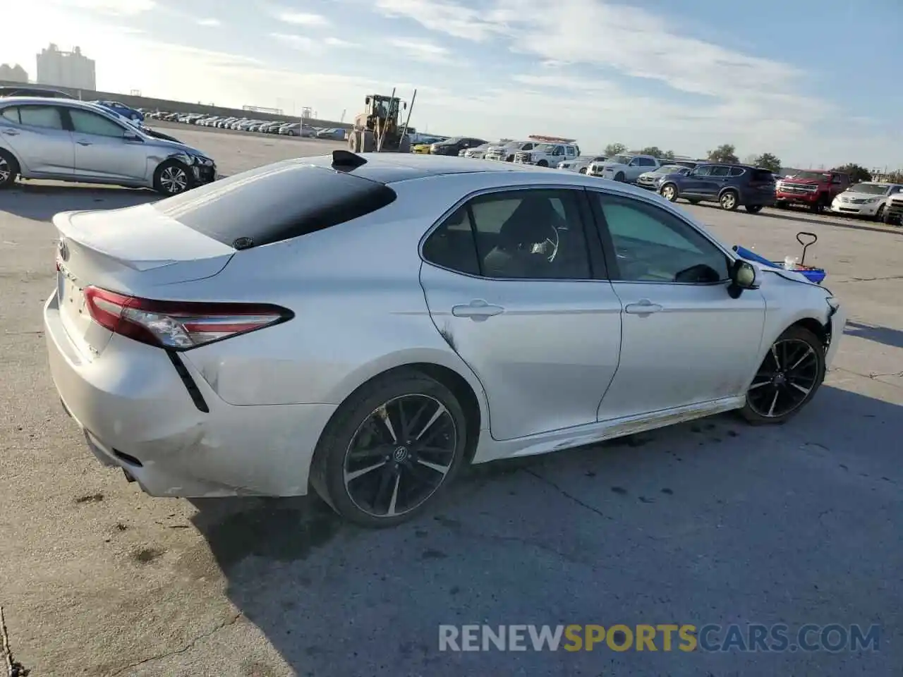 3 Photograph of a damaged car 4T1B61HK3KU752351 TOYOTA CAMRY 2019