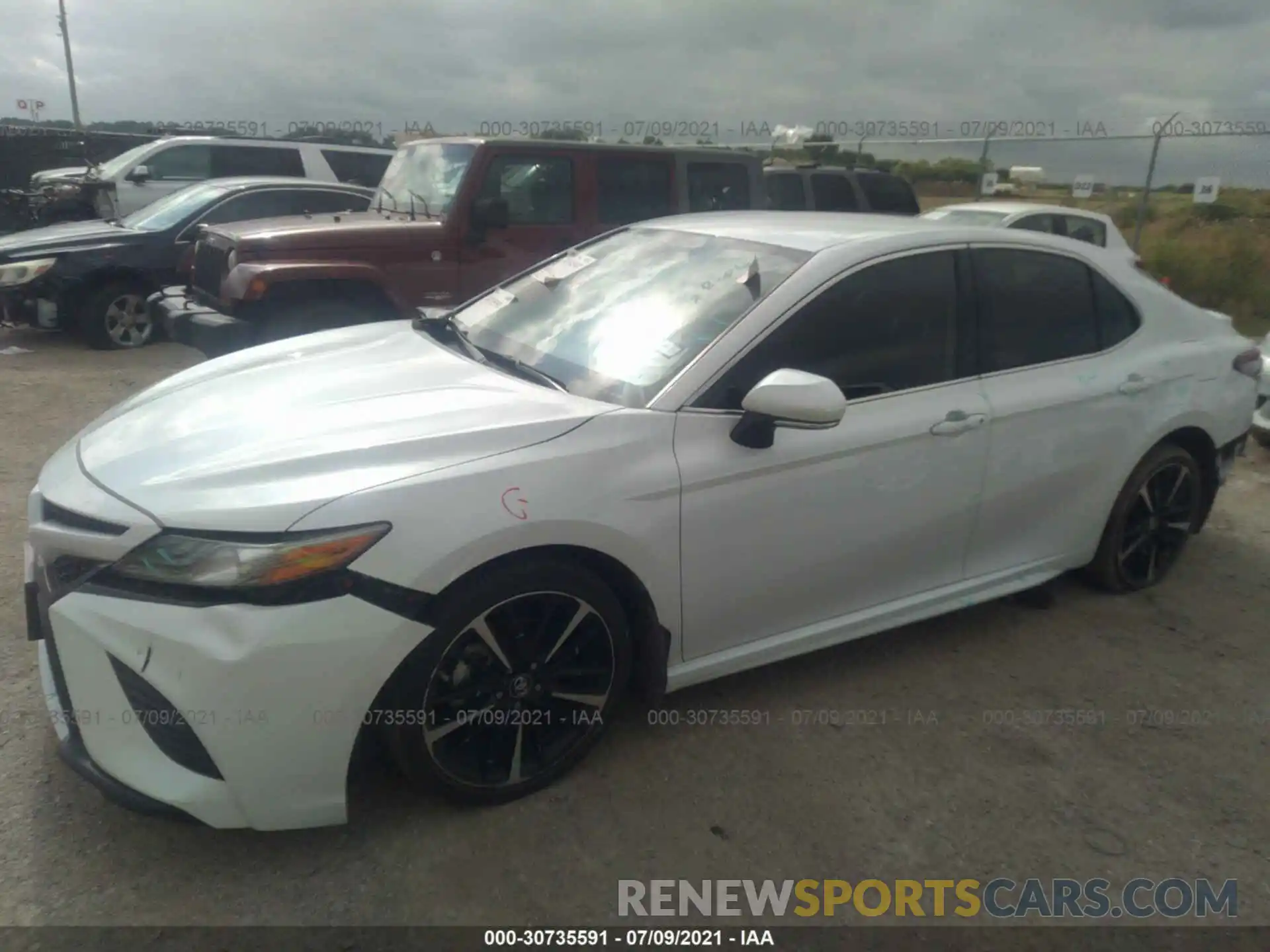 6 Photograph of a damaged car 4T1B61HK3KU760224 TOYOTA CAMRY 2019