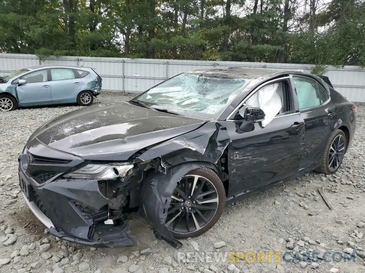 9 Photograph of a damaged car 4T1B61HK3KU764337 TOYOTA CAMRY 2019