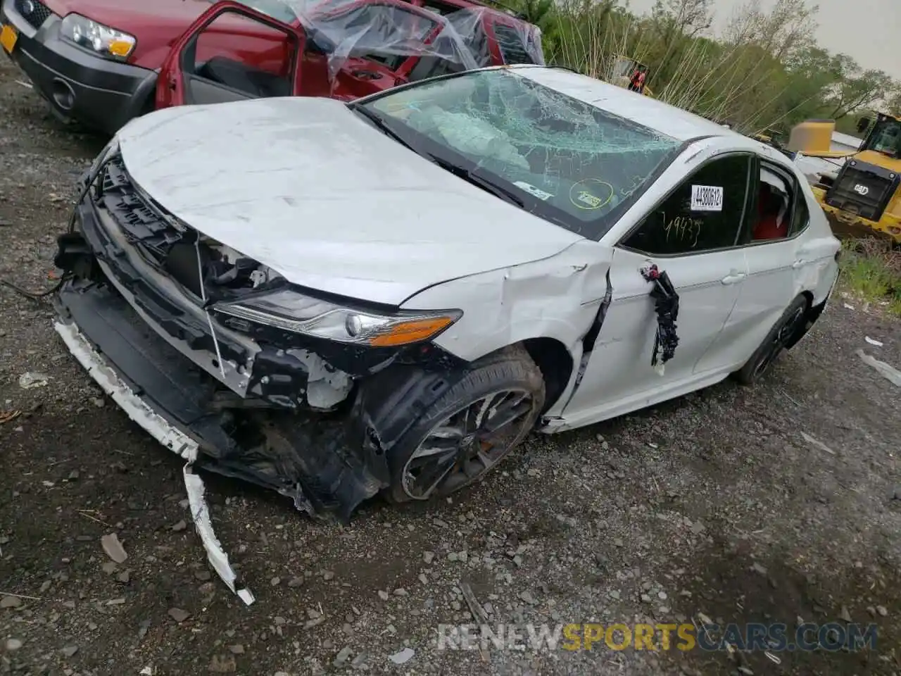 2 Photograph of a damaged car 4T1B61HK3KU765780 TOYOTA CAMRY 2019