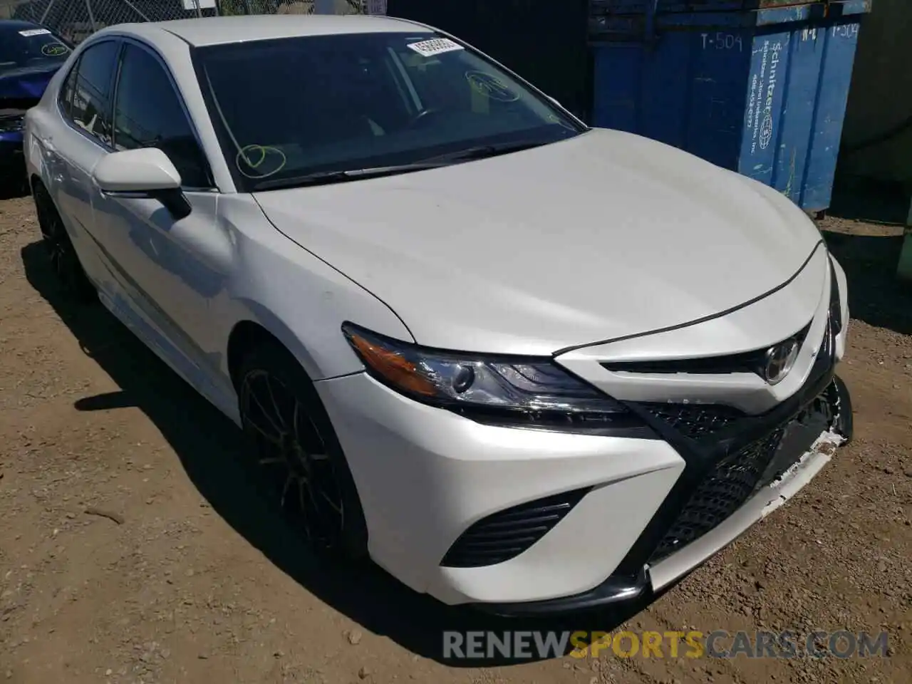 1 Photograph of a damaged car 4T1B61HK3KU768419 TOYOTA CAMRY 2019