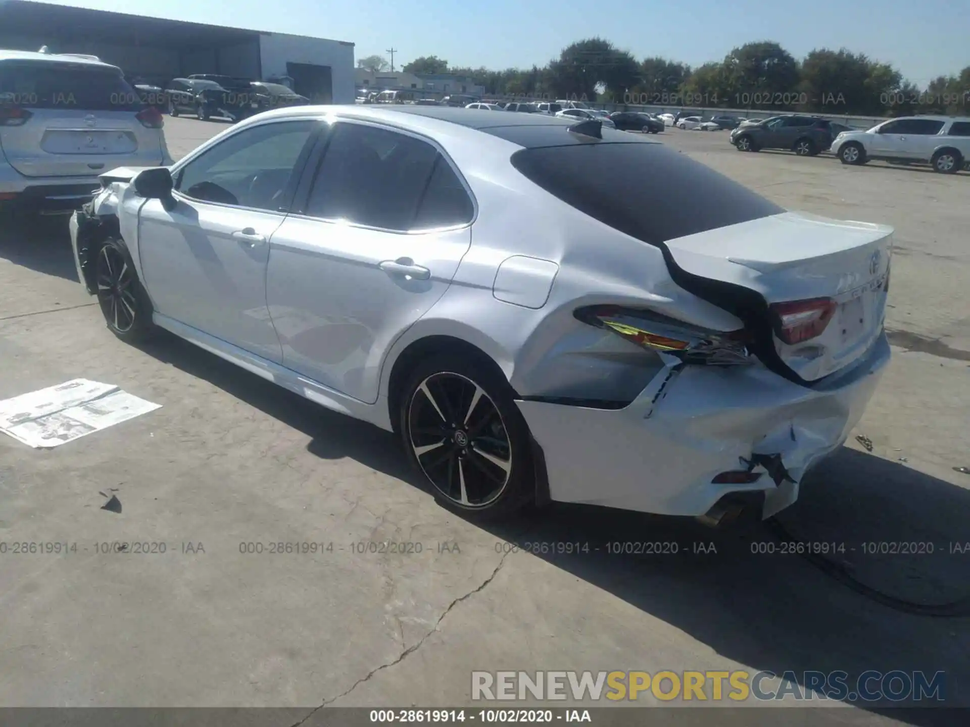 3 Photograph of a damaged car 4T1B61HK3KU775290 TOYOTA CAMRY 2019