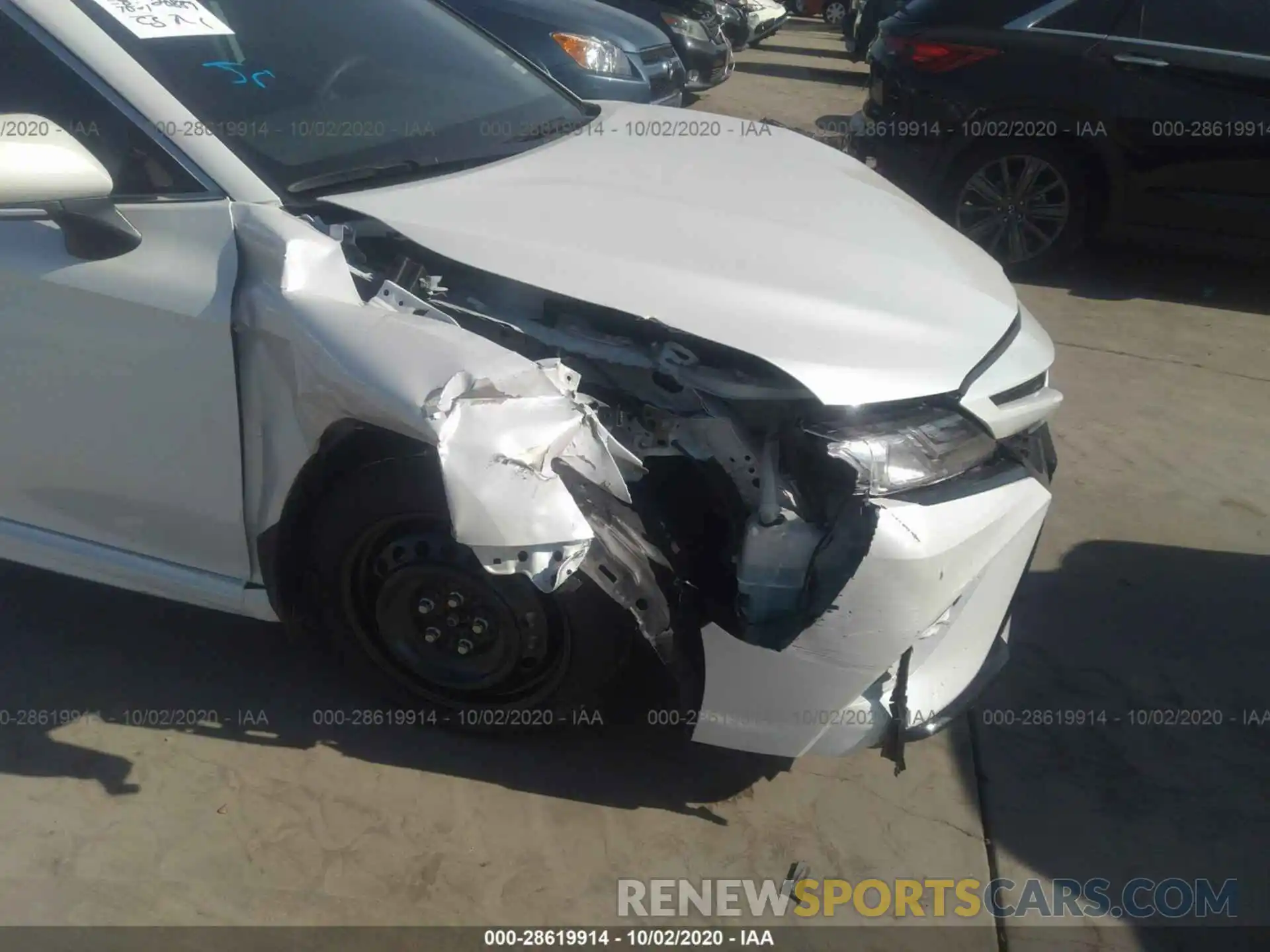 6 Photograph of a damaged car 4T1B61HK3KU775290 TOYOTA CAMRY 2019