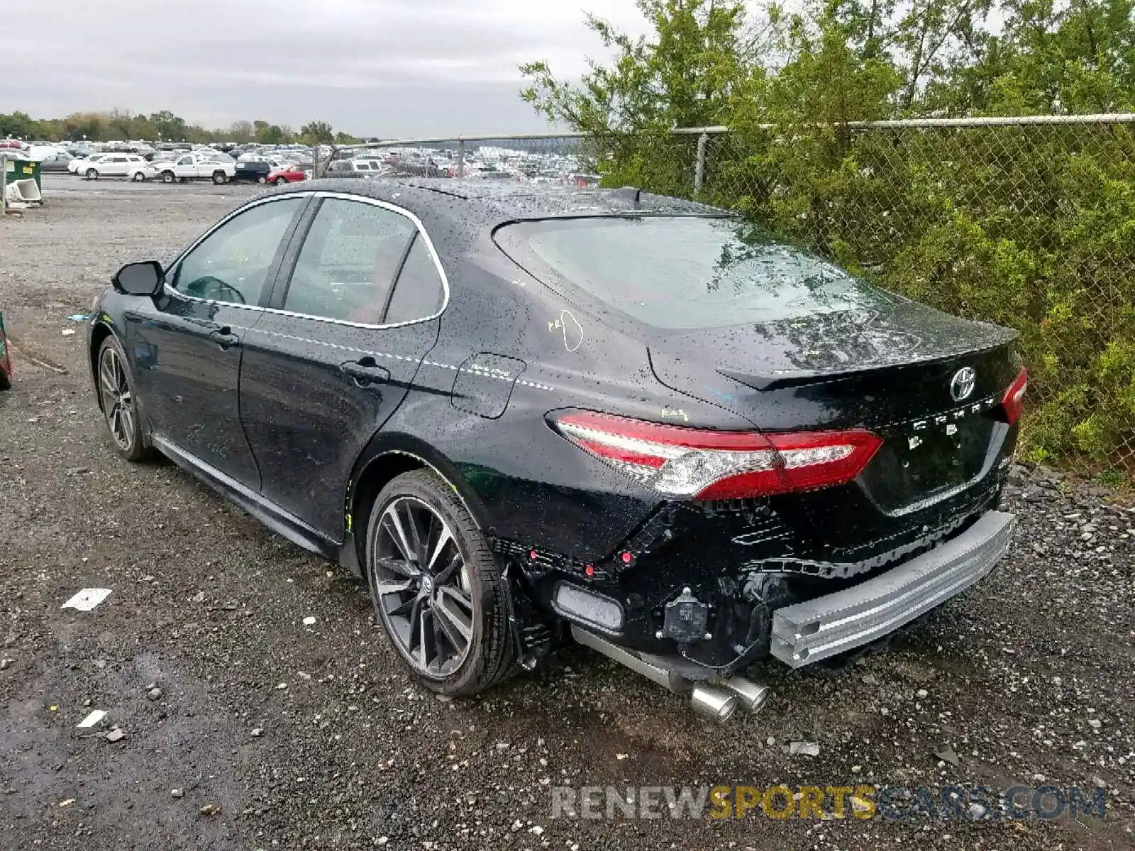 3 Photograph of a damaged car 4T1B61HK3KU786953 TOYOTA CAMRY 2019