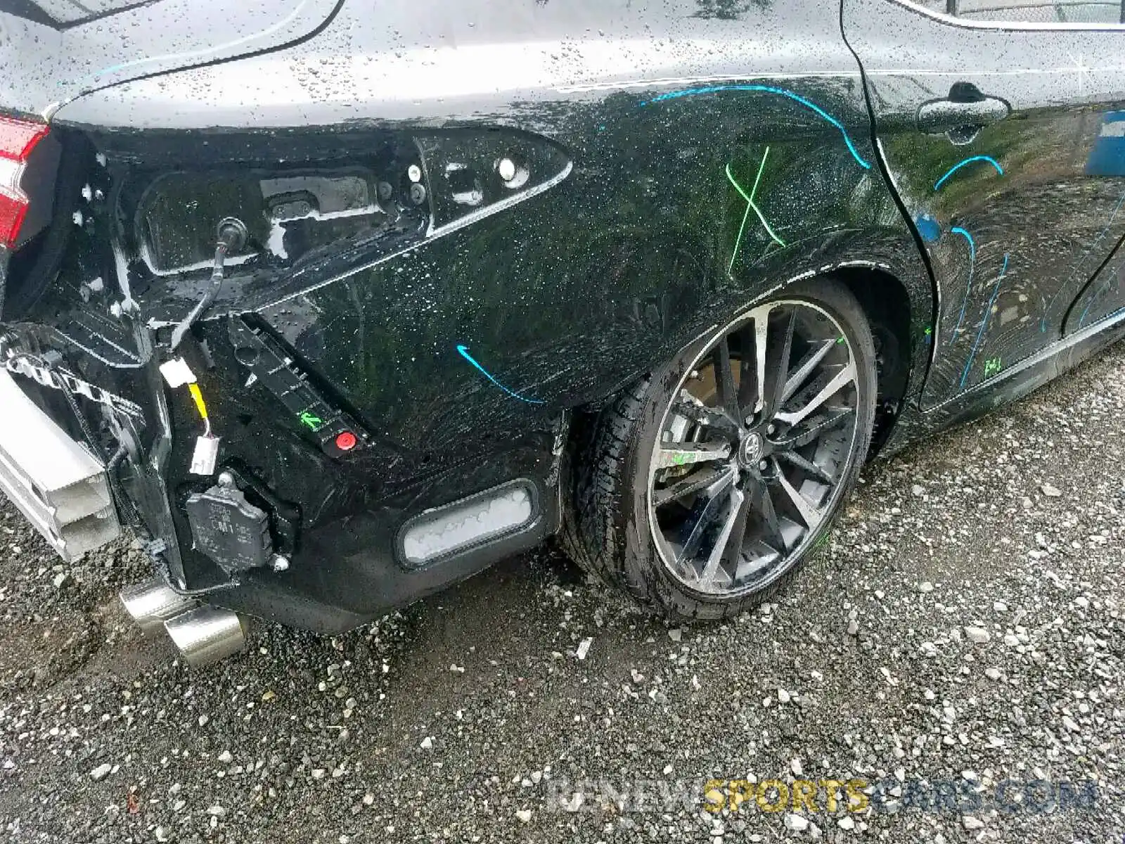 9 Photograph of a damaged car 4T1B61HK3KU786953 TOYOTA CAMRY 2019