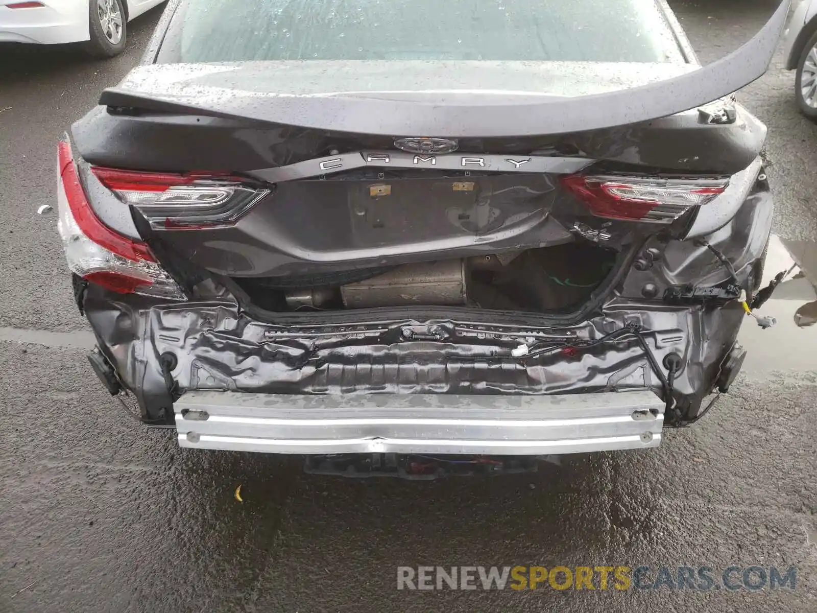 9 Photograph of a damaged car 4T1B61HK3KU797662 TOYOTA CAMRY 2019