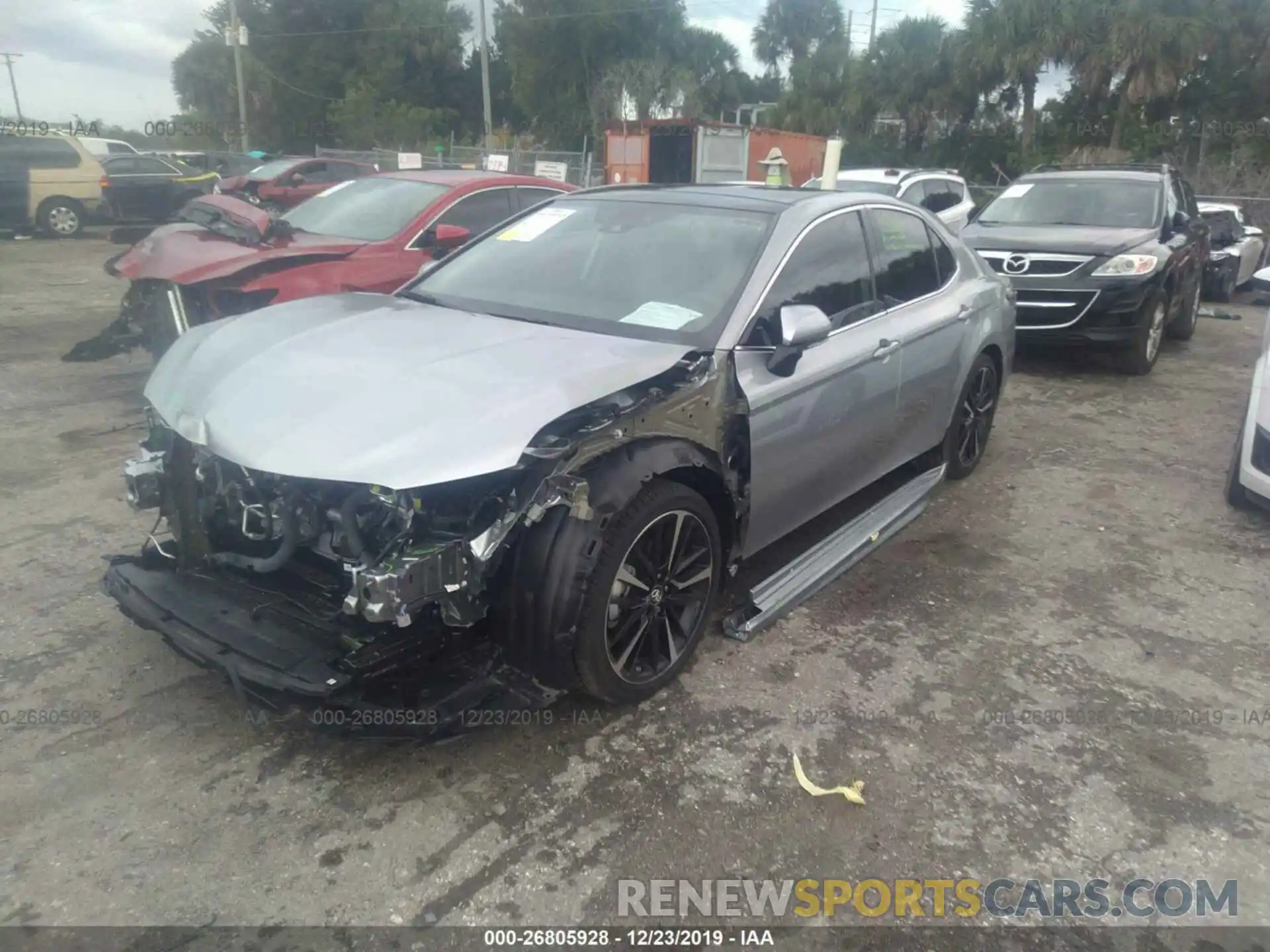 2 Photograph of a damaged car 4T1B61HK3KU798102 TOYOTA CAMRY 2019