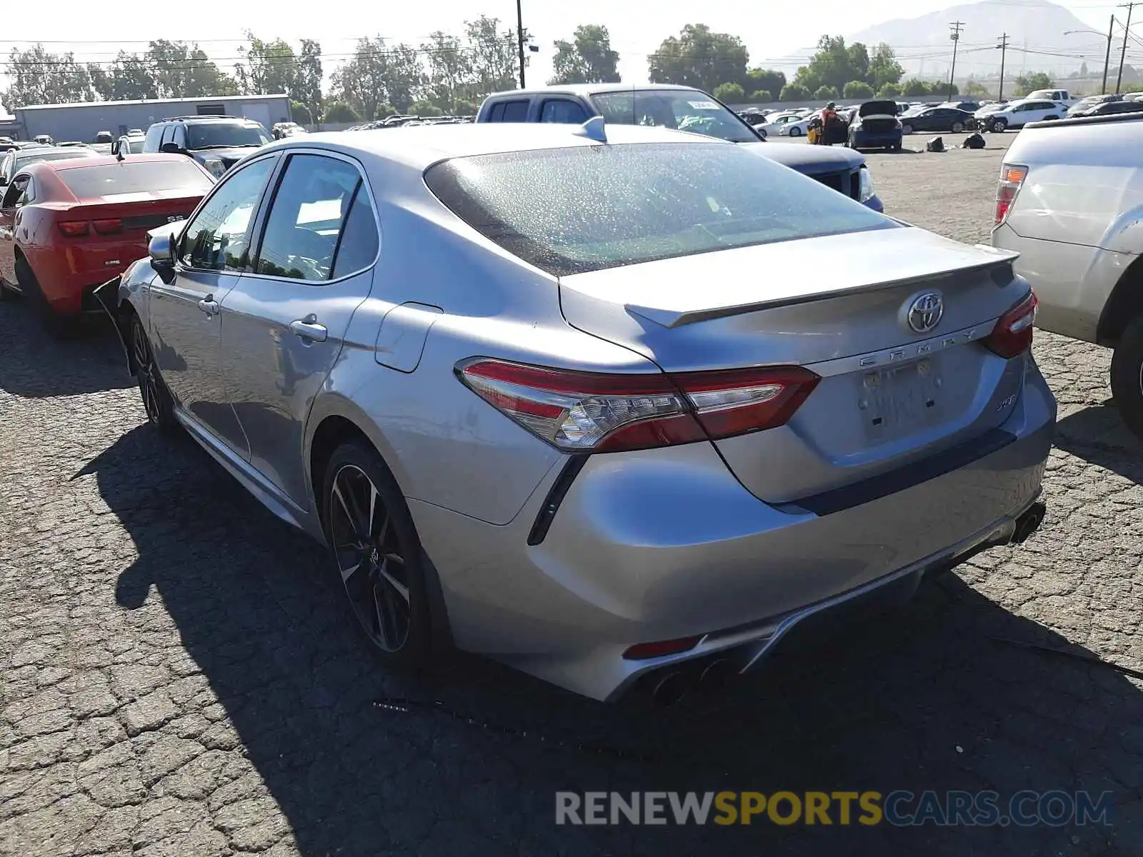 3 Photograph of a damaged car 4T1B61HK3KU798200 TOYOTA CAMRY 2019