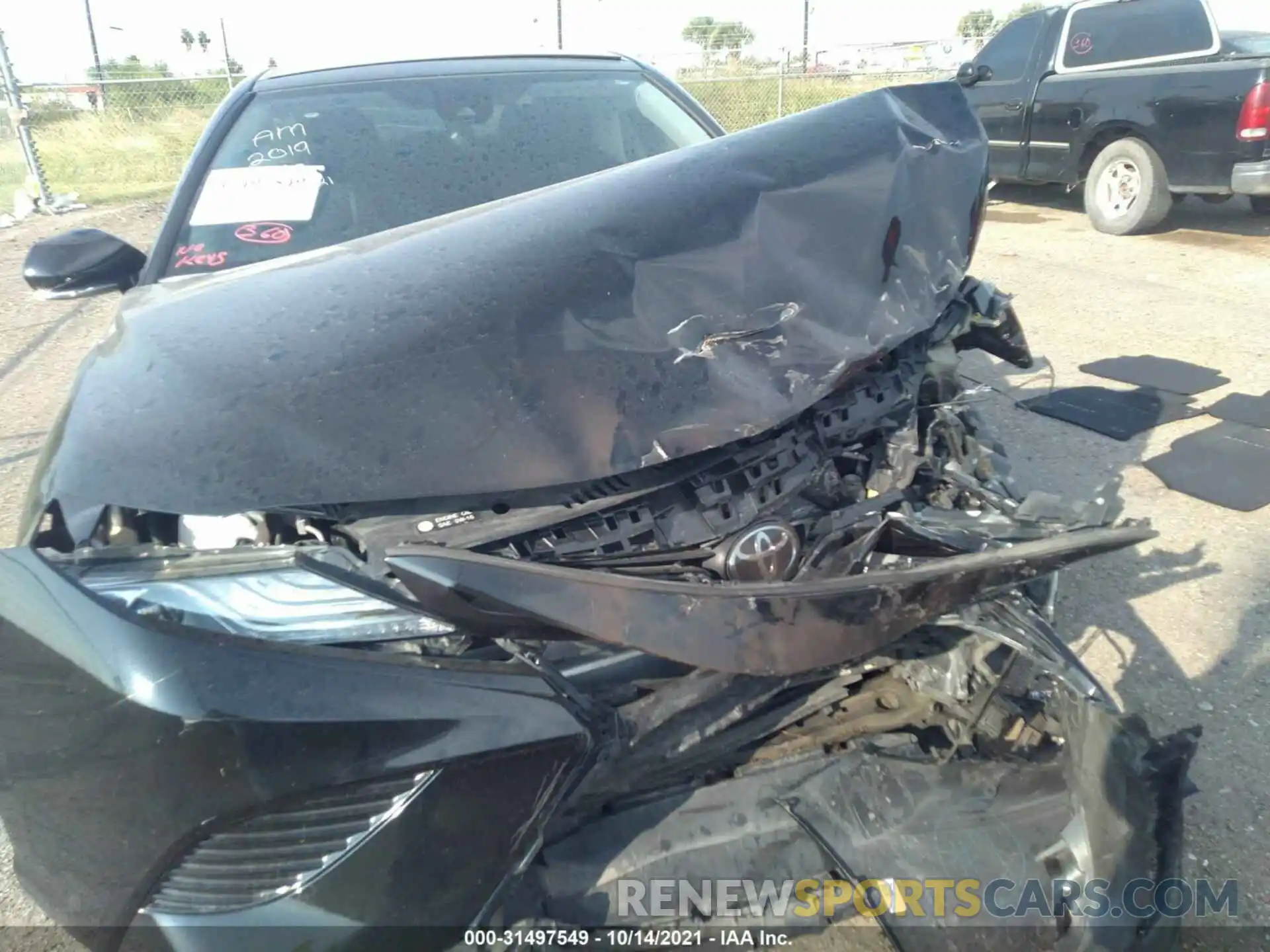 6 Photograph of a damaged car 4T1B61HK3KU811463 TOYOTA CAMRY 2019