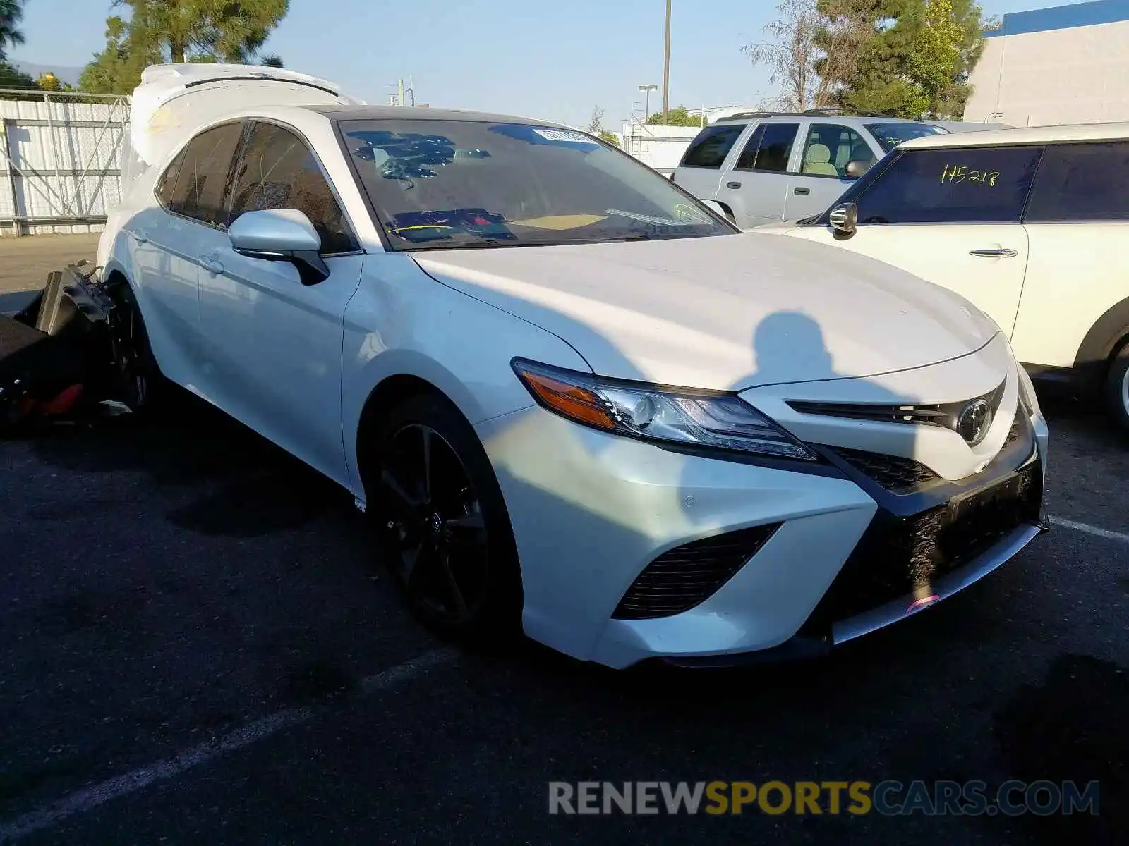 1 Photograph of a damaged car 4T1B61HK3KU829784 TOYOTA CAMRY 2019