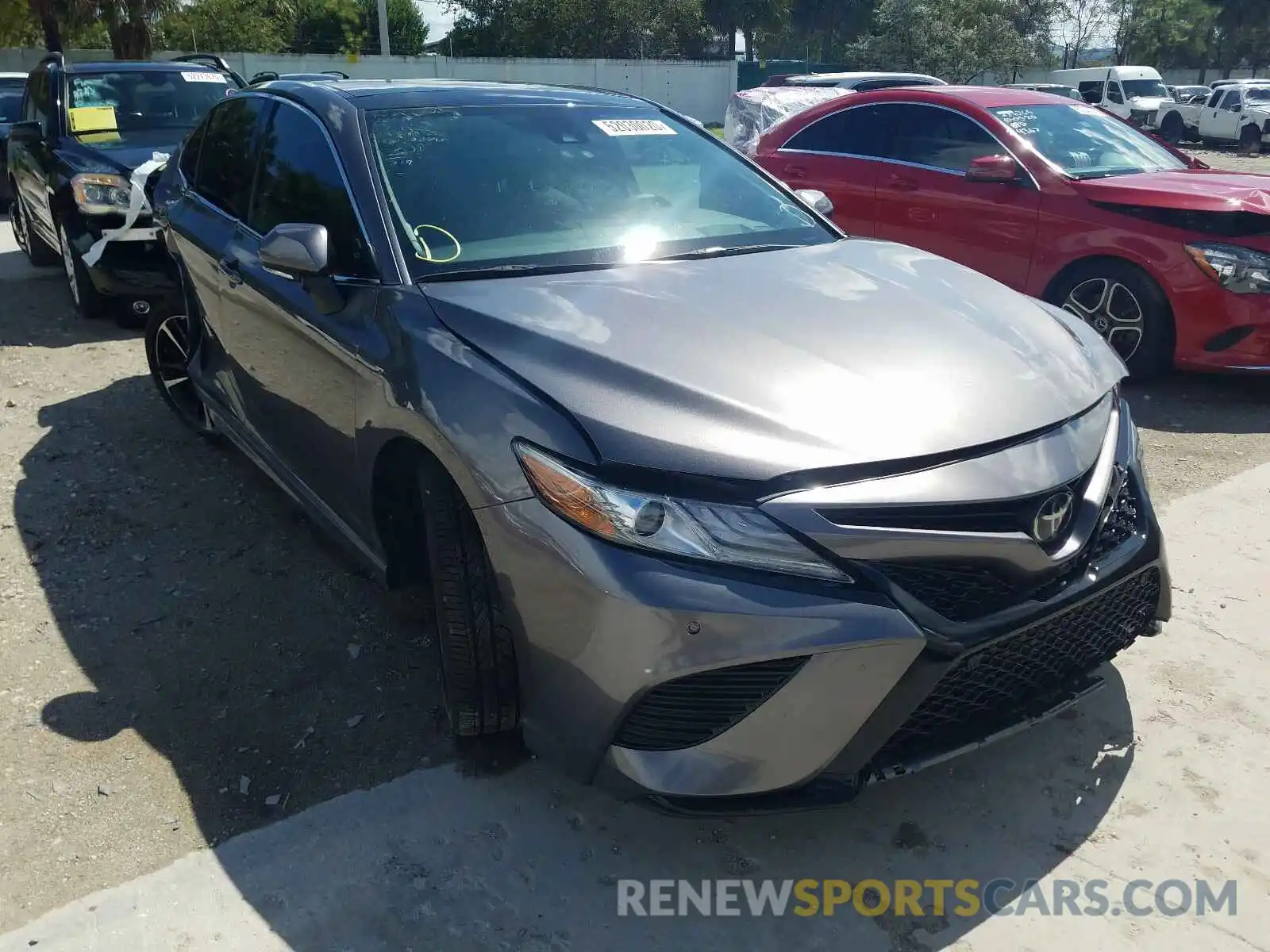 1 Photograph of a damaged car 4T1B61HK3KU848576 TOYOTA CAMRY 2019