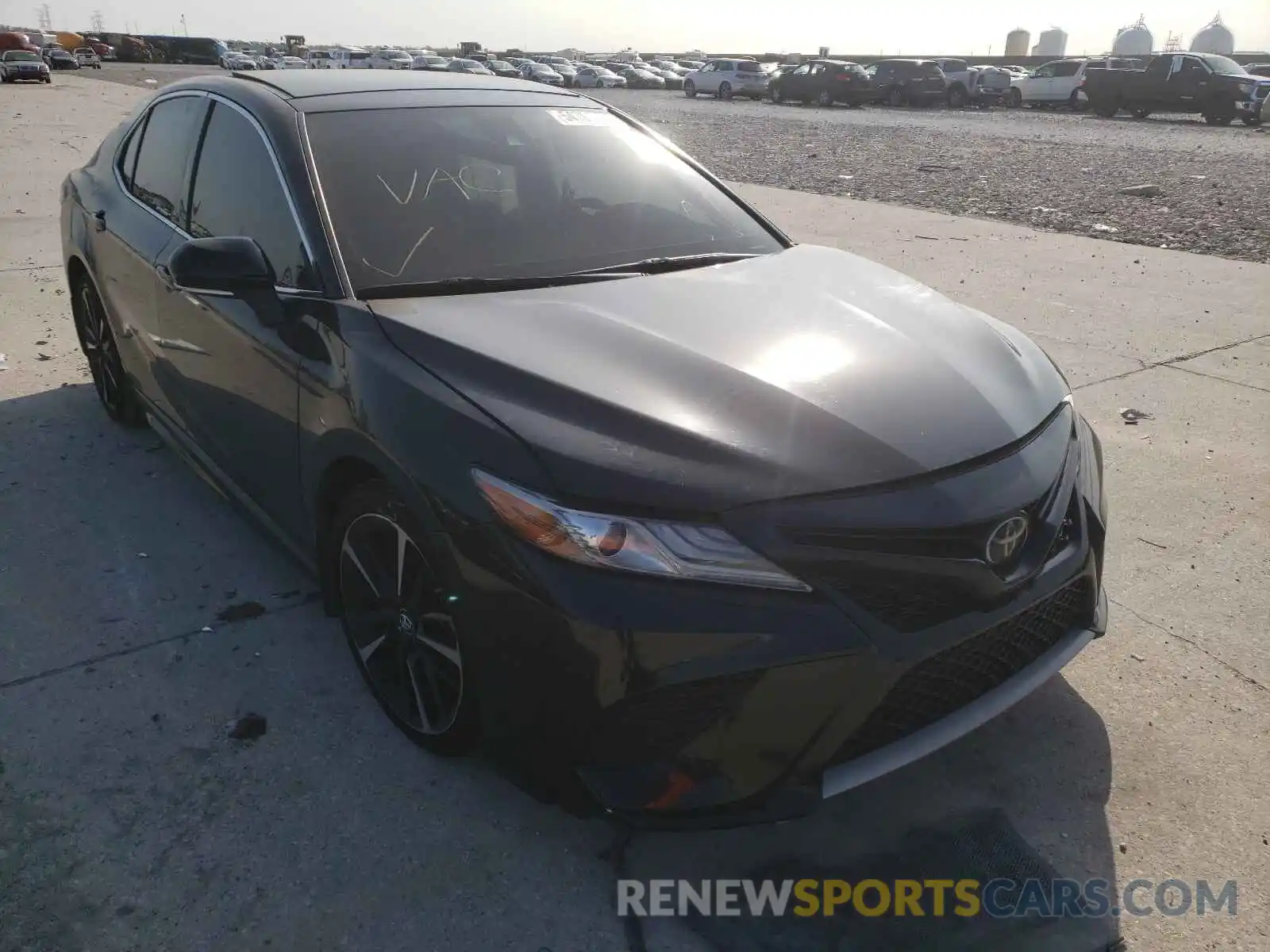 1 Photograph of a damaged car 4T1B61HK4KU161431 TOYOTA CAMRY 2019