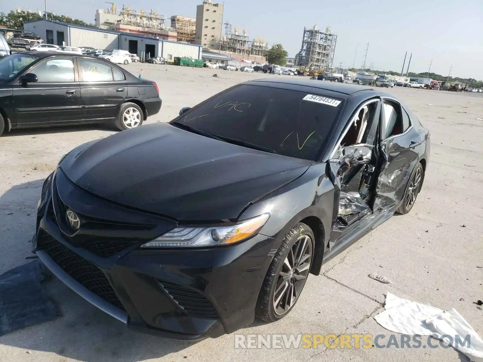 2 Photograph of a damaged car 4T1B61HK4KU161431 TOYOTA CAMRY 2019