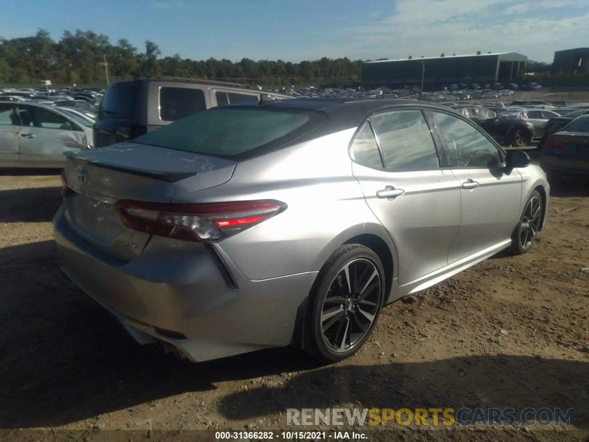 4 Photograph of a damaged car 4T1B61HK4KU168041 TOYOTA CAMRY 2019