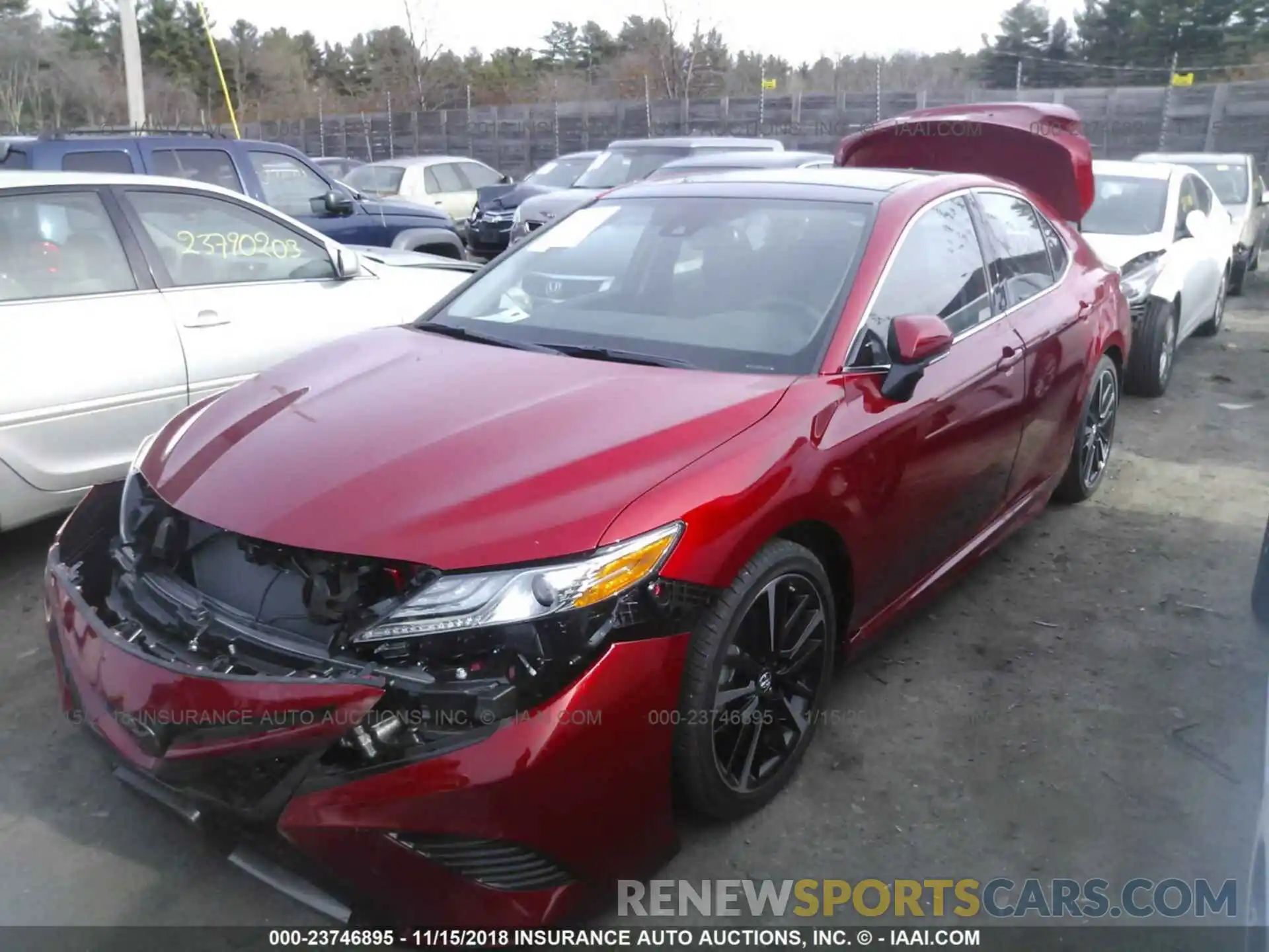 2 Photograph of a damaged car 4T1B61HK4KU172512 TOYOTA CAMRY 2019