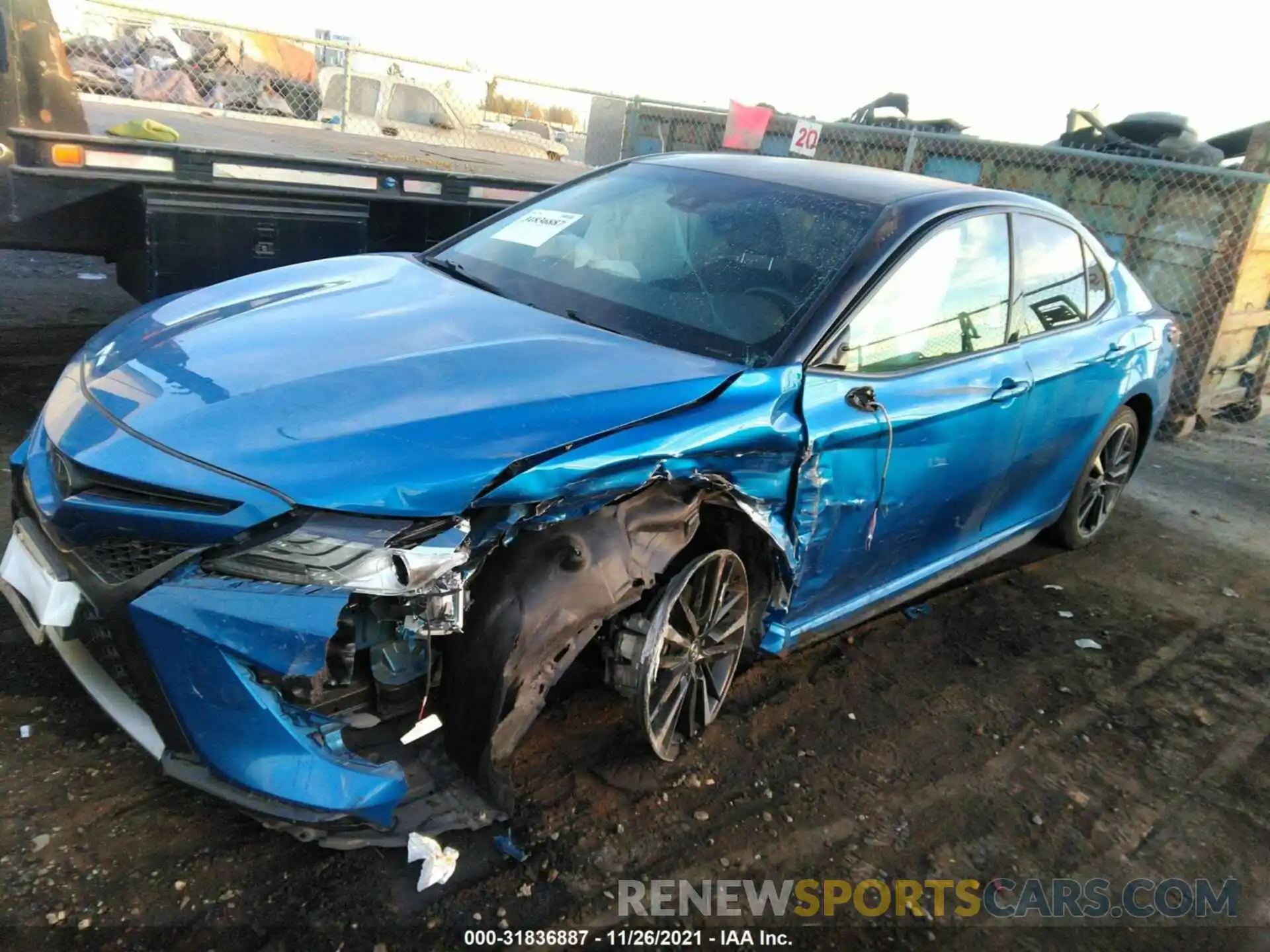 2 Photograph of a damaged car 4T1B61HK4KU173546 TOYOTA CAMRY 2019