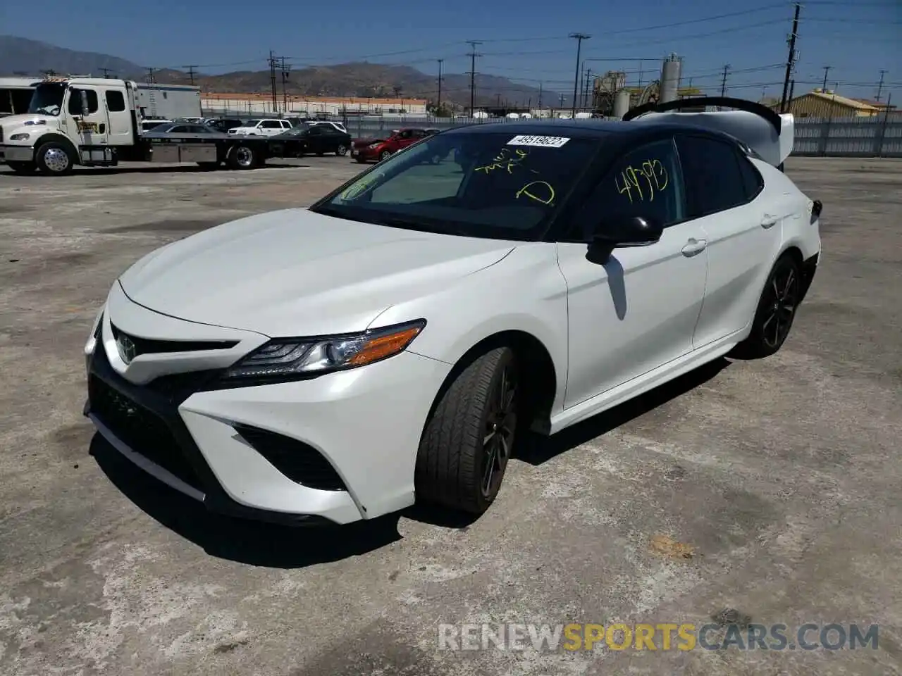 2 Photograph of a damaged car 4T1B61HK4KU179914 TOYOTA CAMRY 2019