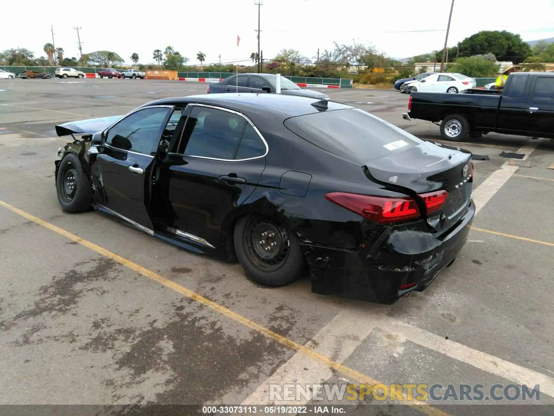 3 Photograph of a damaged car 4T1B61HK4KU205699 TOYOTA CAMRY 2019