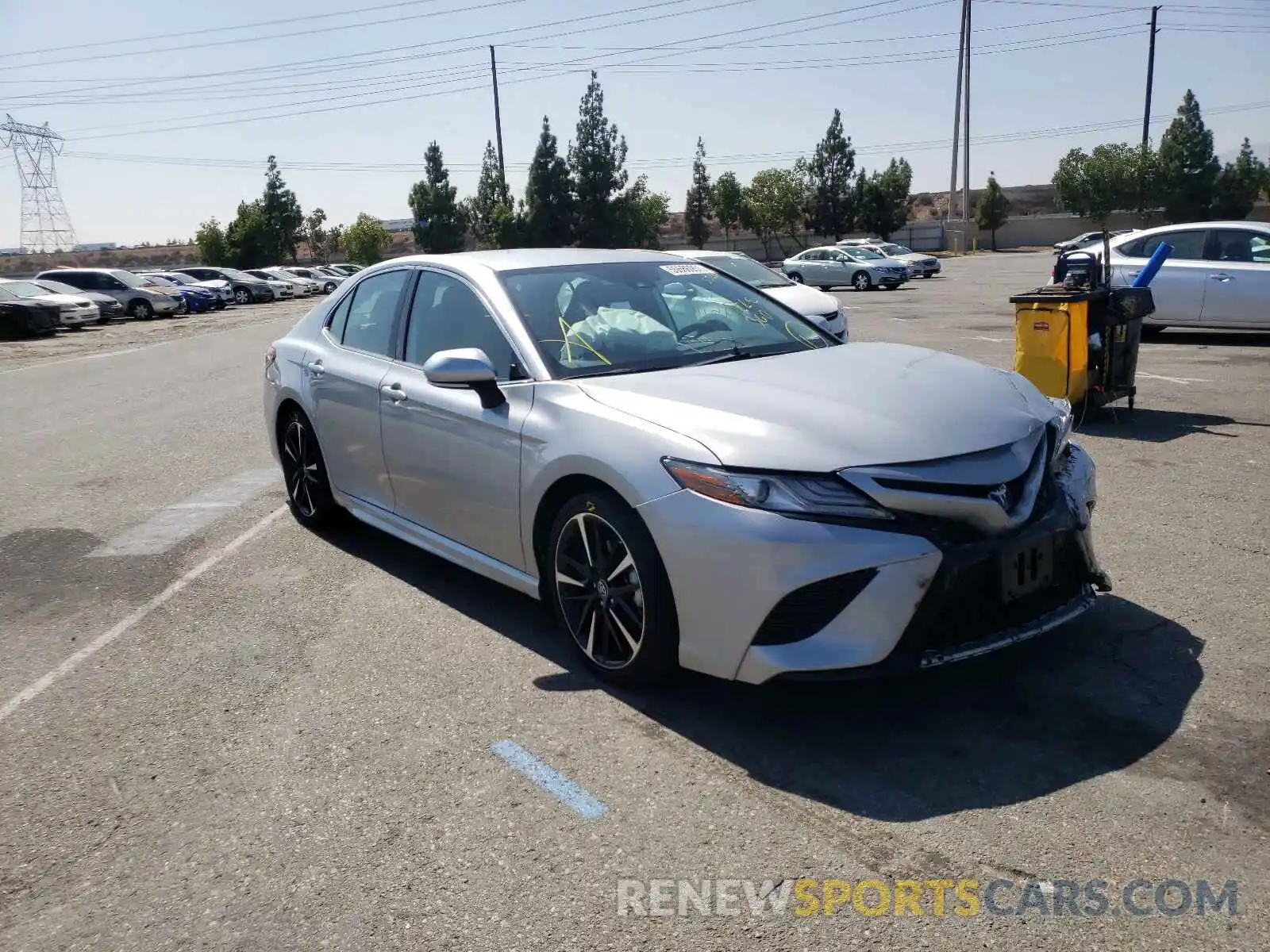 1 Photograph of a damaged car 4T1B61HK4KU206822 TOYOTA CAMRY 2019