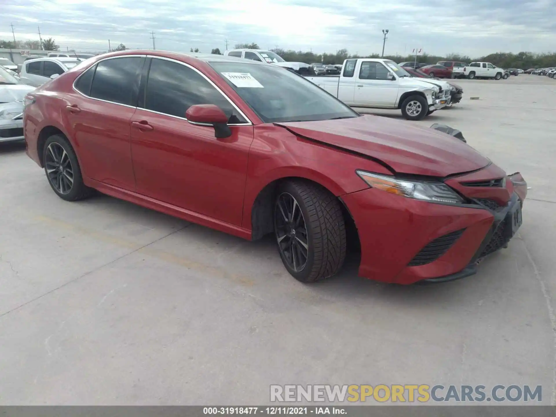 1 Photograph of a damaged car 4T1B61HK4KU213530 TOYOTA CAMRY 2019