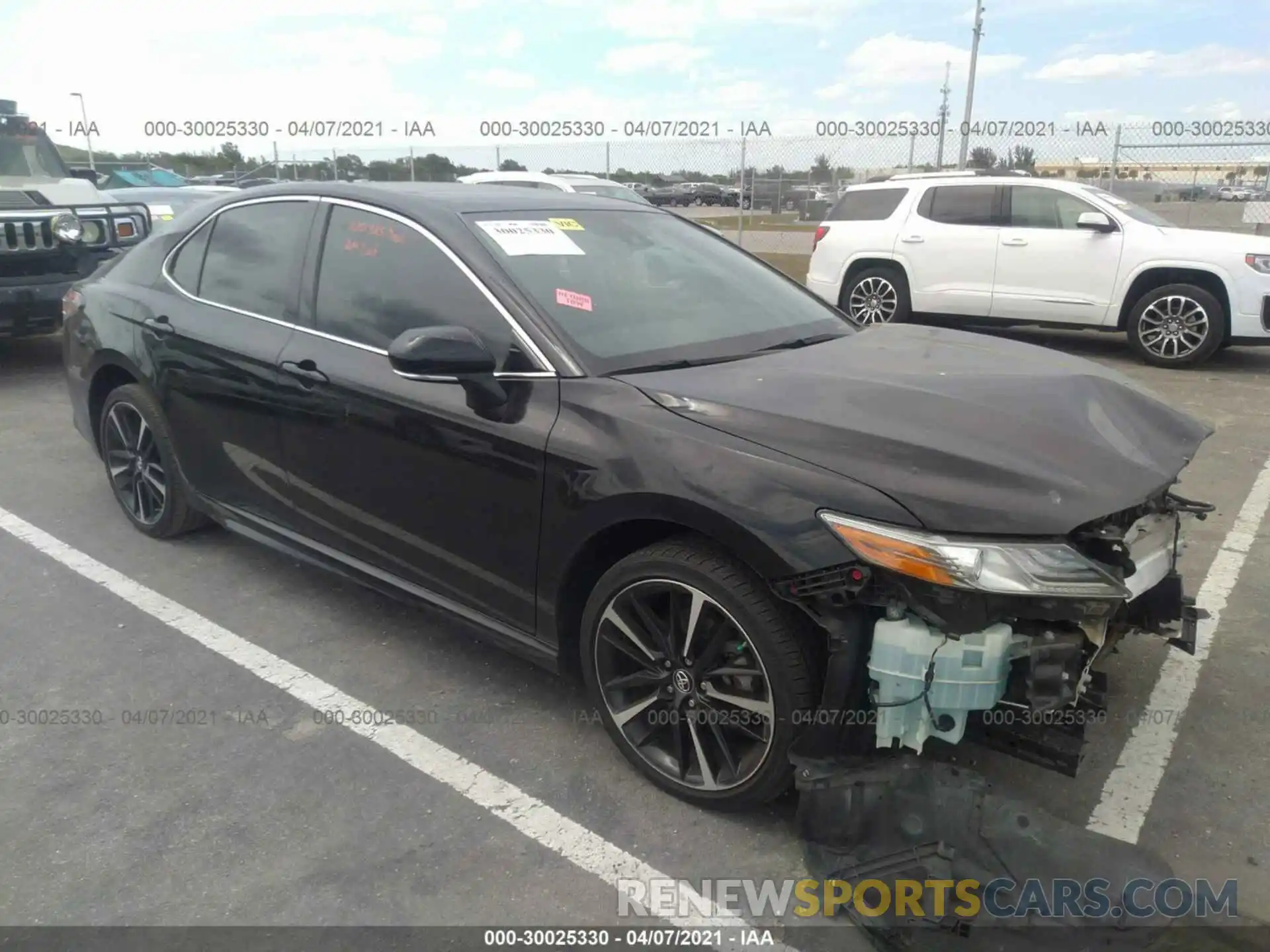 1 Photograph of a damaged car 4T1B61HK4KU217626 TOYOTA CAMRY 2019