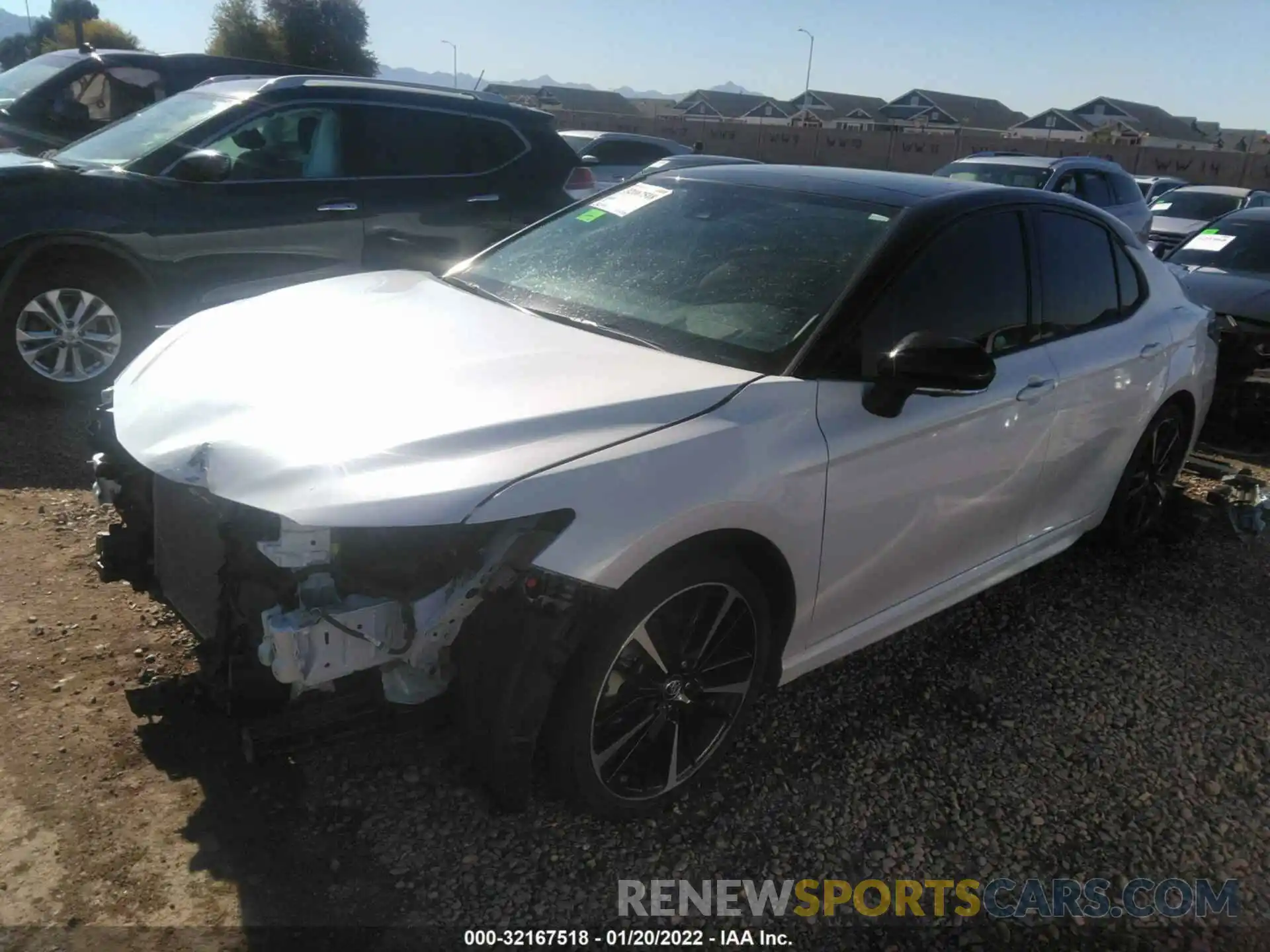 2 Photograph of a damaged car 4T1B61HK4KU218131 TOYOTA CAMRY 2019