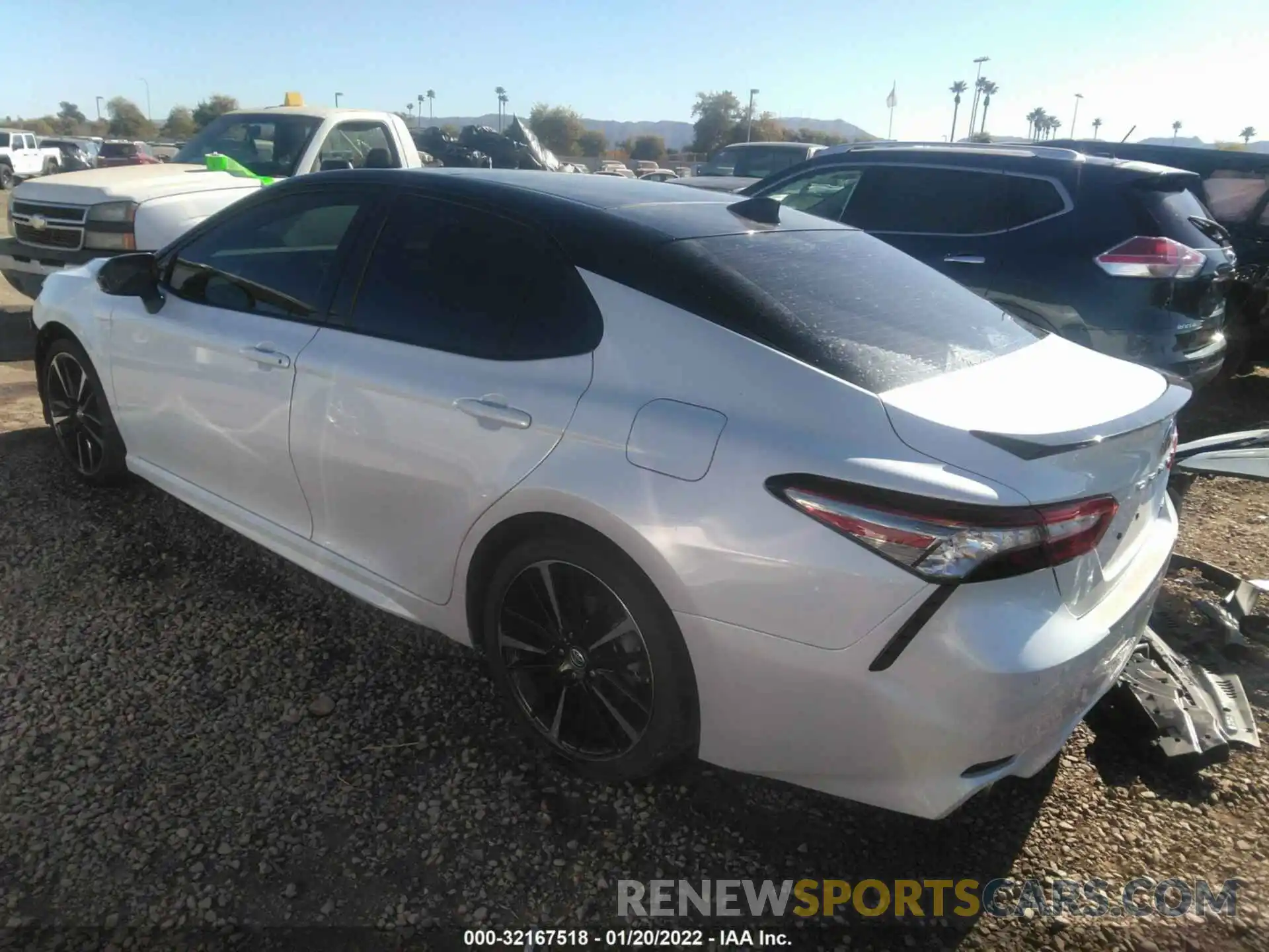 3 Photograph of a damaged car 4T1B61HK4KU218131 TOYOTA CAMRY 2019