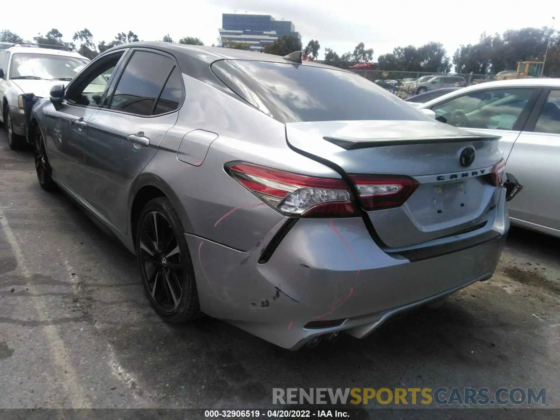 3 Photograph of a damaged car 4T1B61HK4KU223801 TOYOTA CAMRY 2019