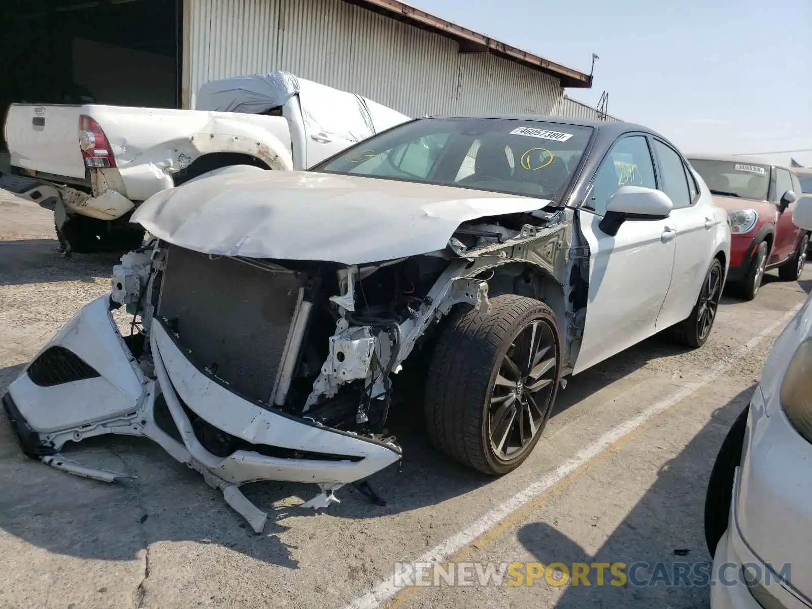 2 Photograph of a damaged car 4T1B61HK4KU227282 TOYOTA CAMRY 2019