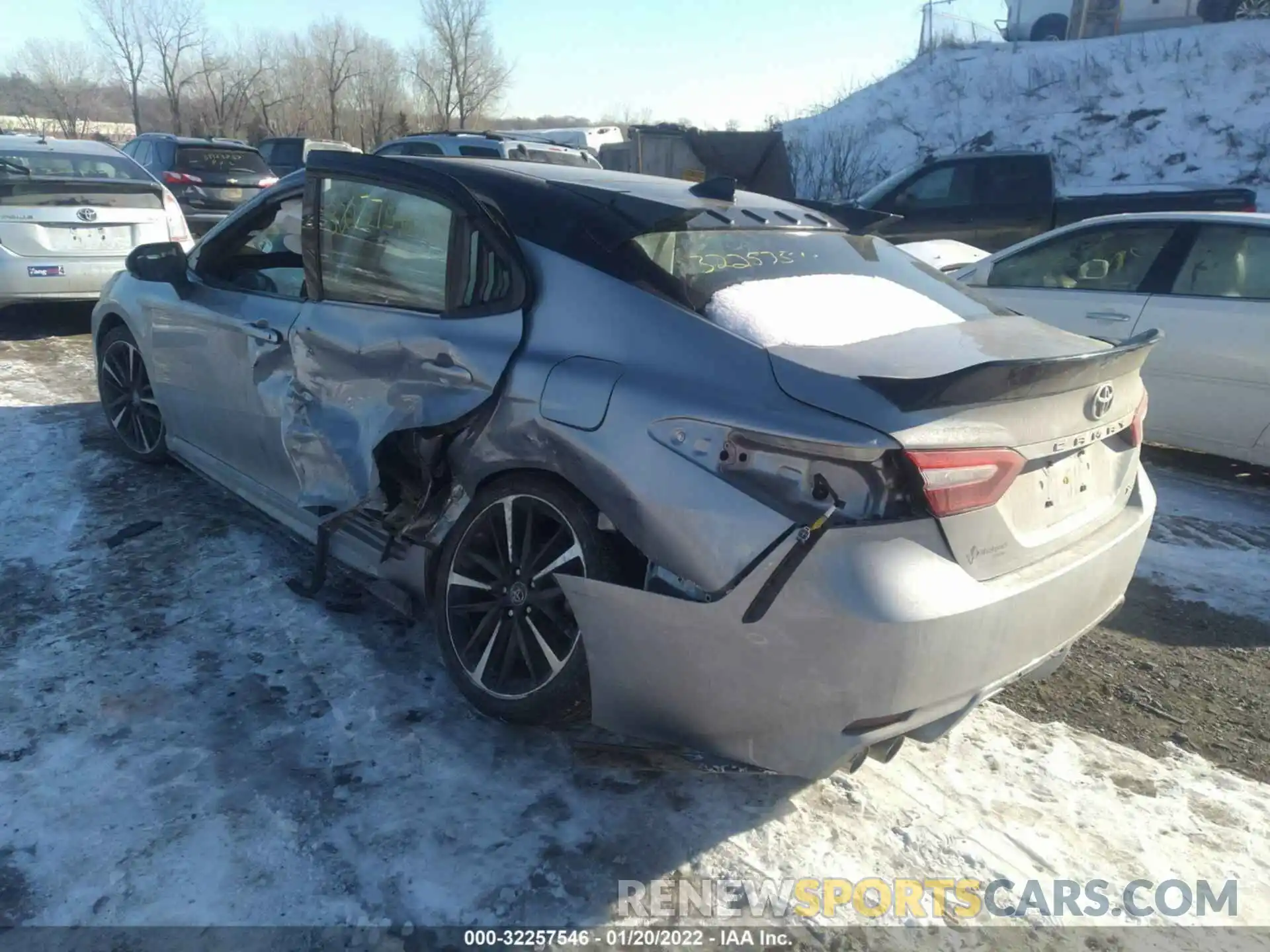 6 Photograph of a damaged car 4T1B61HK4KU227766 TOYOTA CAMRY 2019