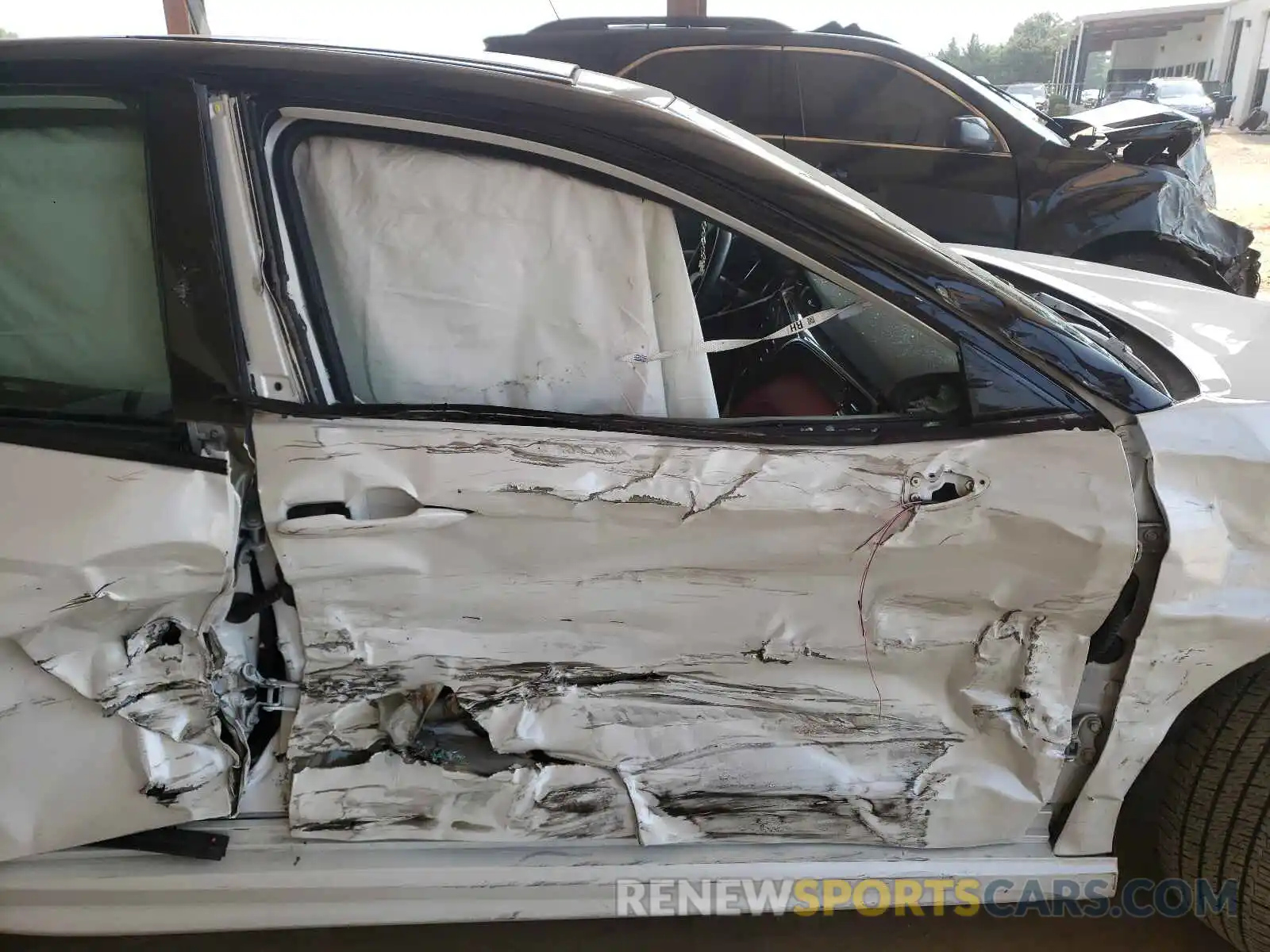 9 Photograph of a damaged car 4T1B61HK4KU250321 TOYOTA CAMRY 2019