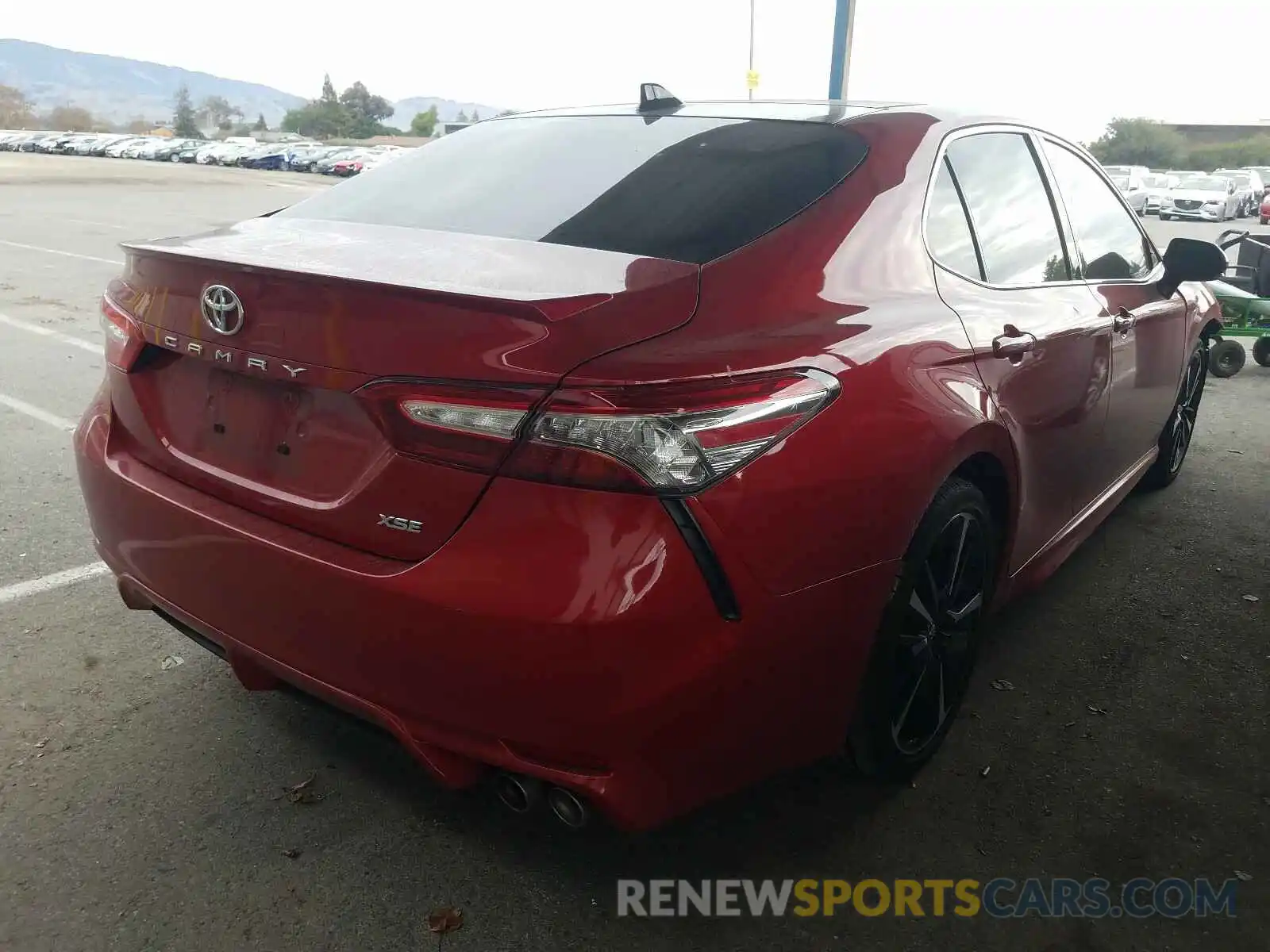 4 Photograph of a damaged car 4T1B61HK4KU257916 TOYOTA CAMRY 2019